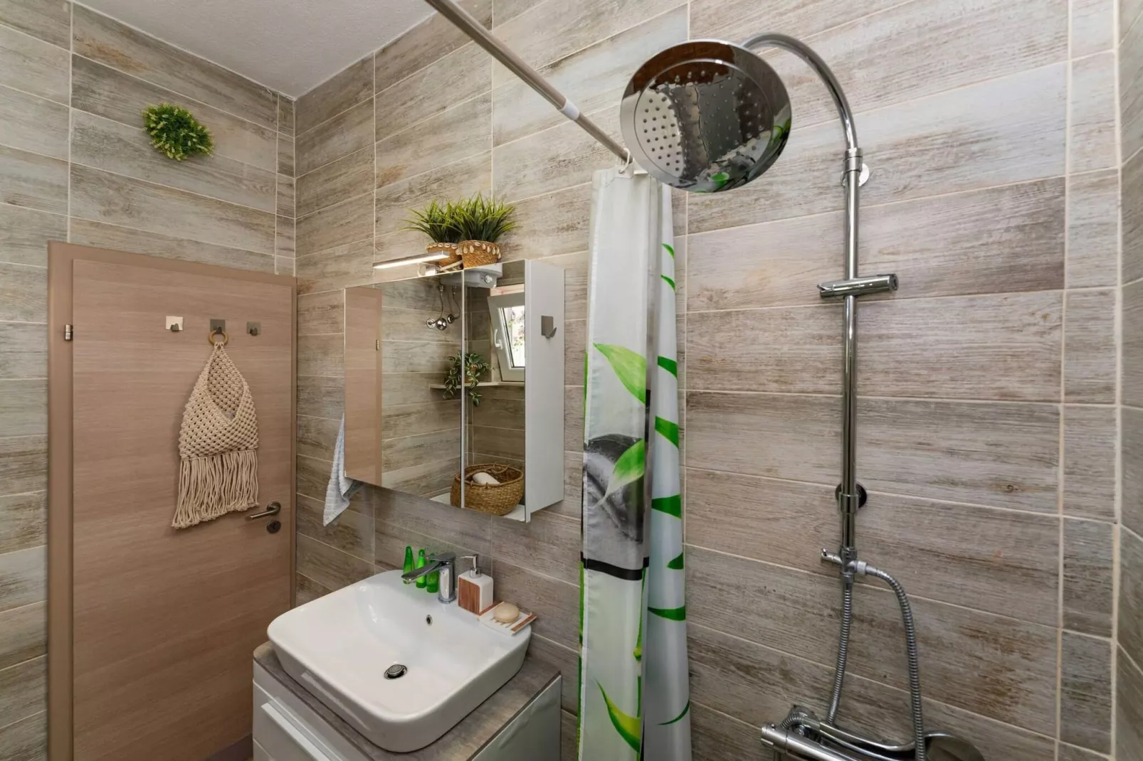 Holiday home Katalea-Badezimmer