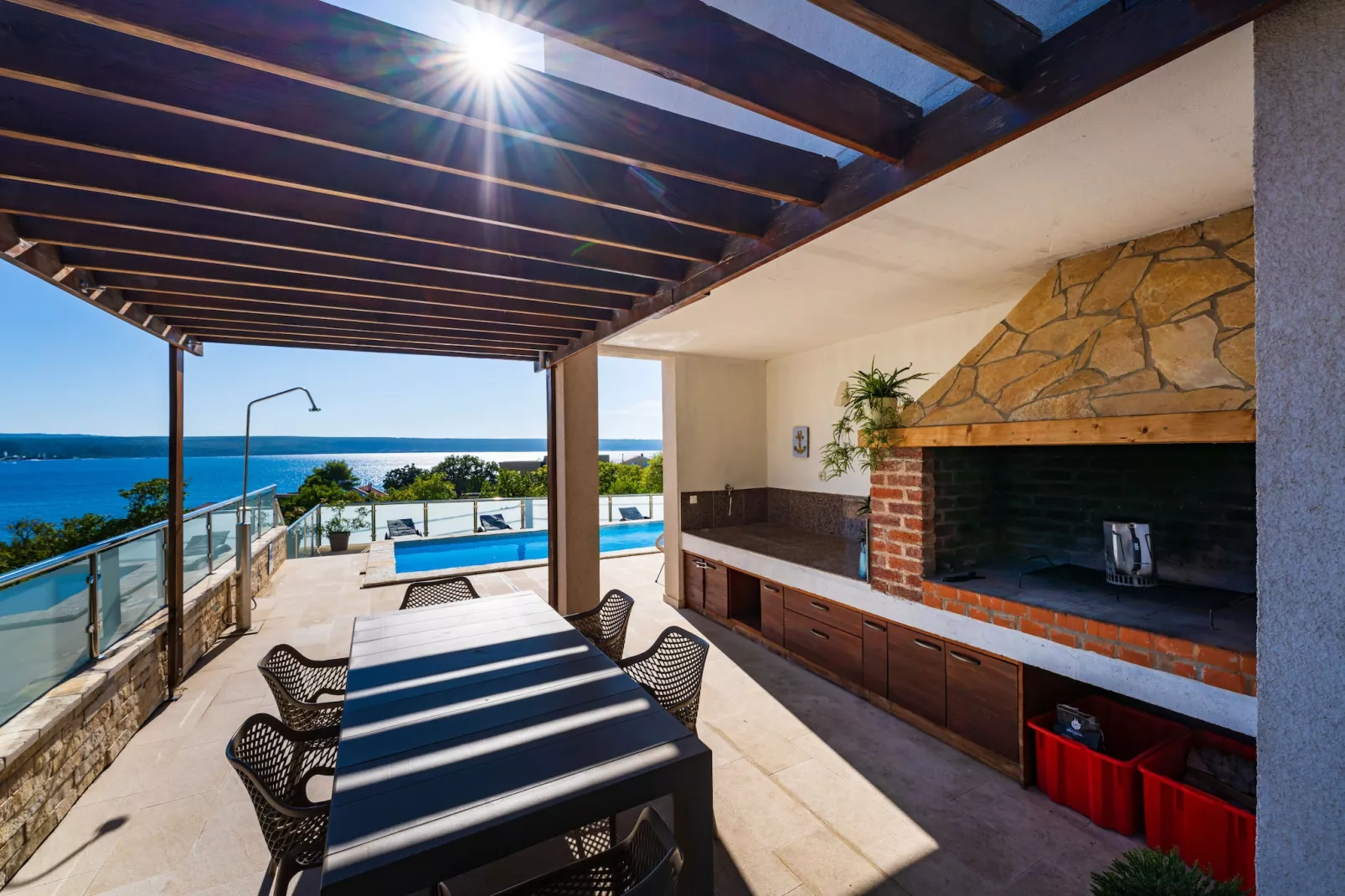 Sea view Villa Anpero-équipements