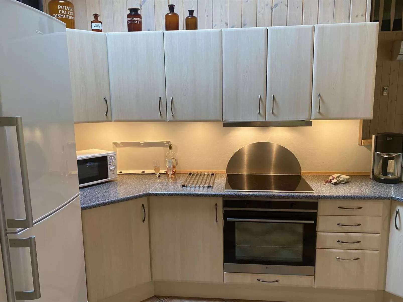 "Orpah" - 2.5km from the sea-Drinnen