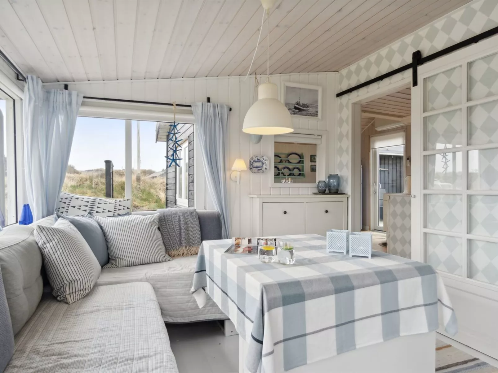 "Aruna" - 200m from the sea-Drinnen