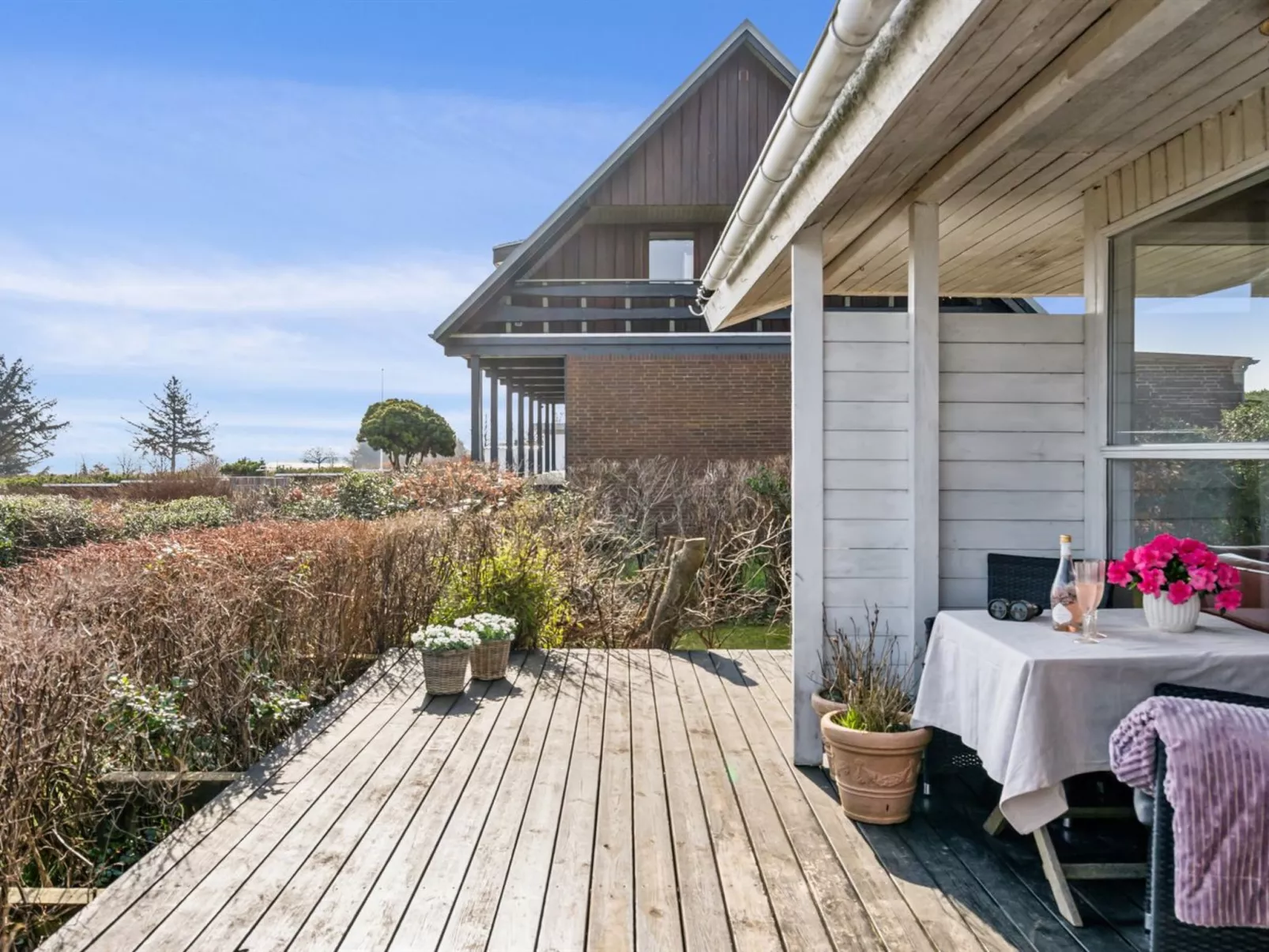 "Wrage" -  from the sea-Outside