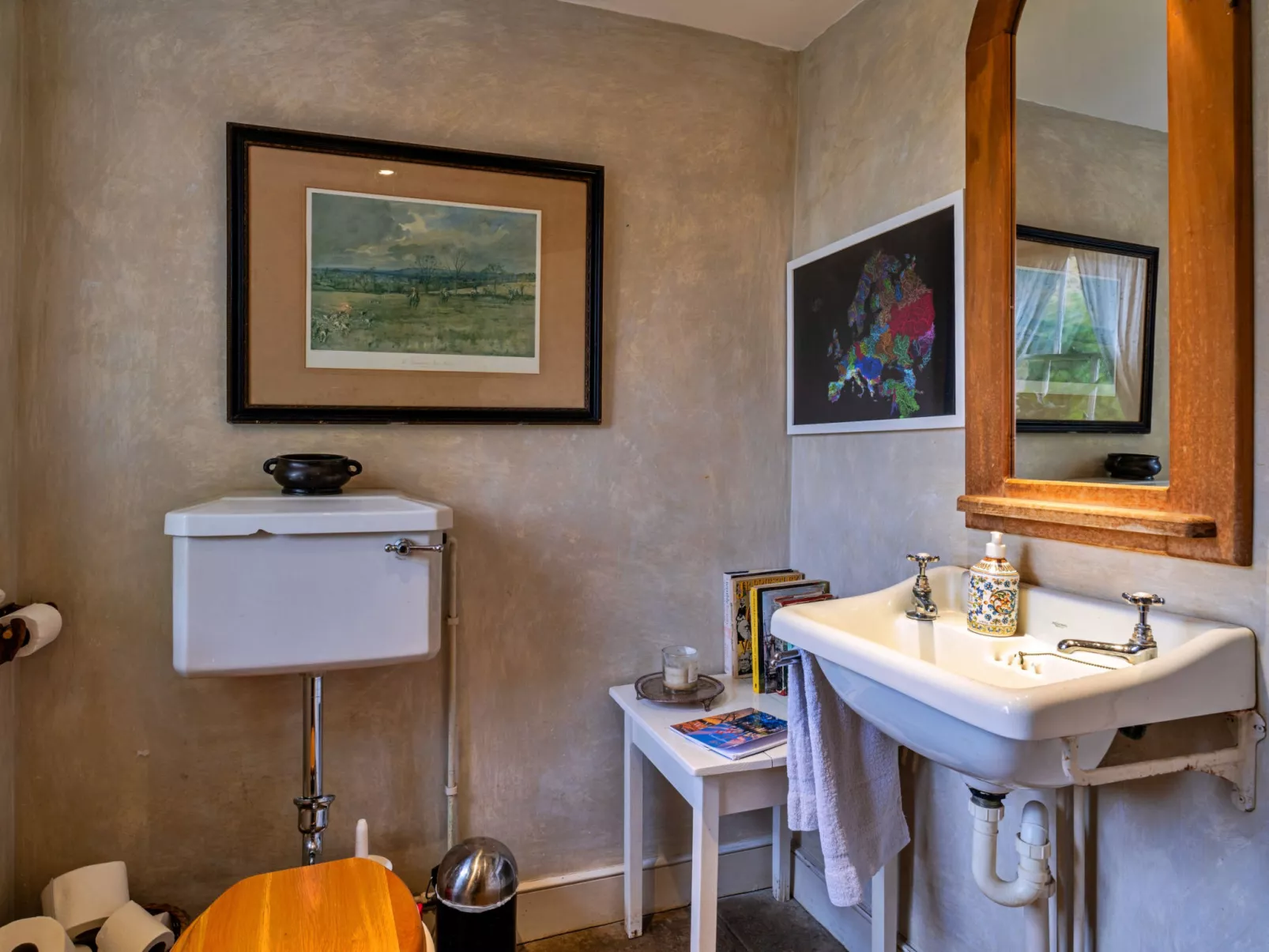 New Park Farm-Inside