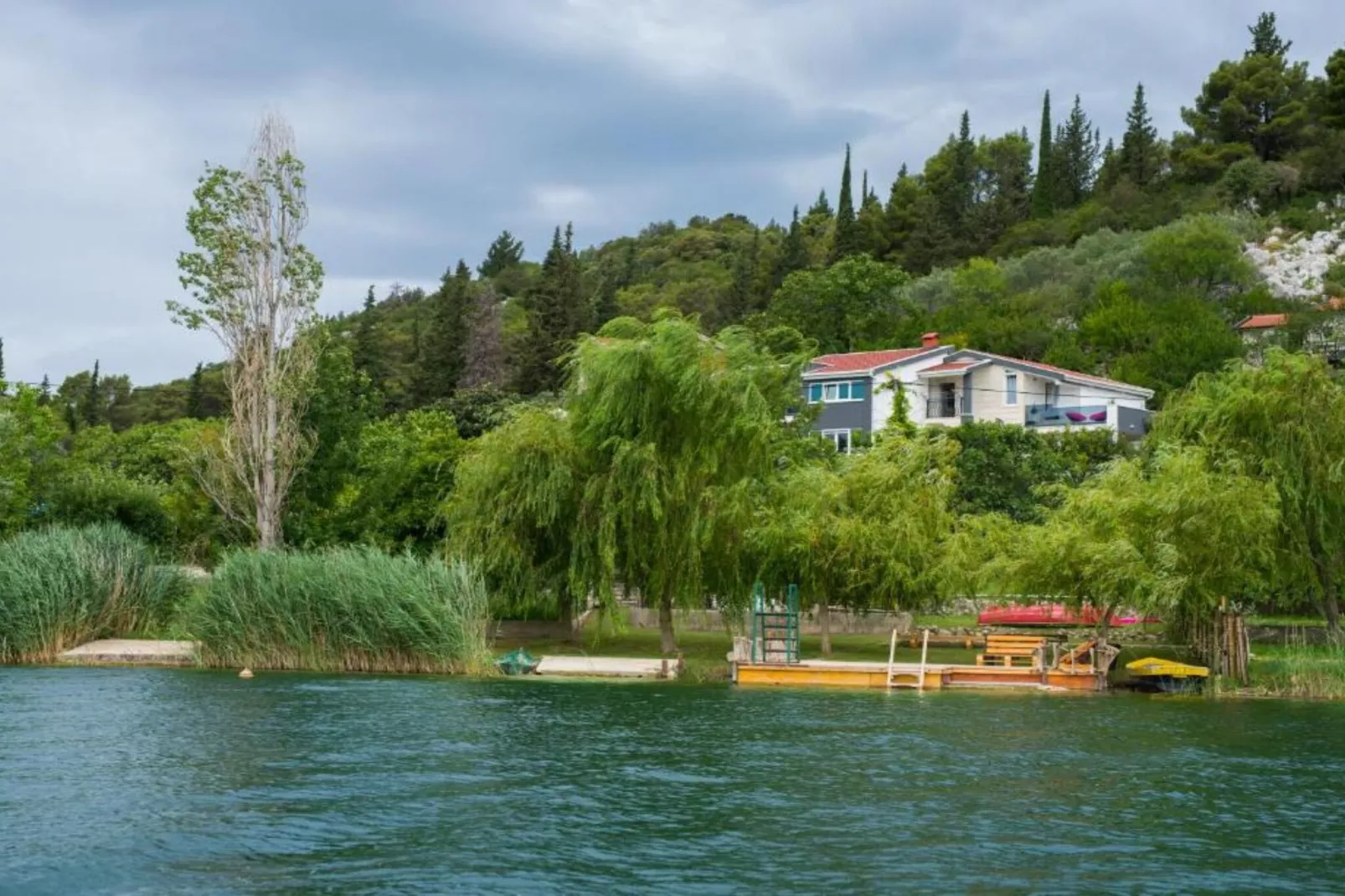 Two-Bedroom Apartment With Lake View-Aussicht