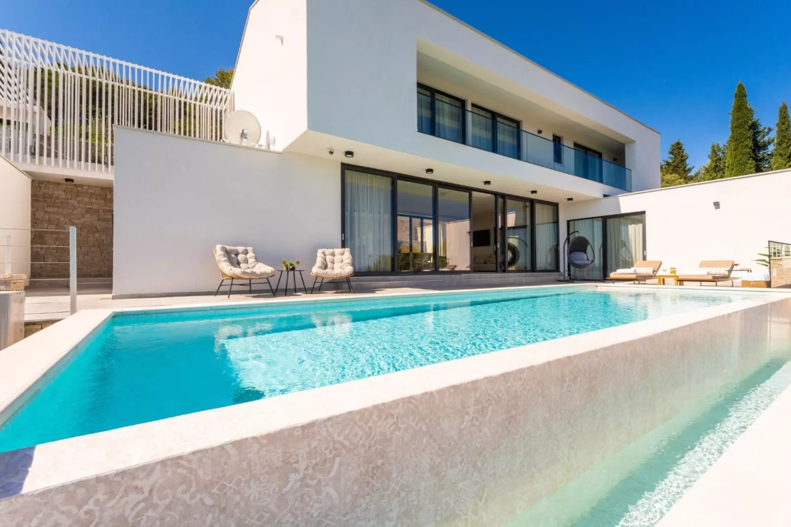 Holiday Home Good Life-Schwimmbad