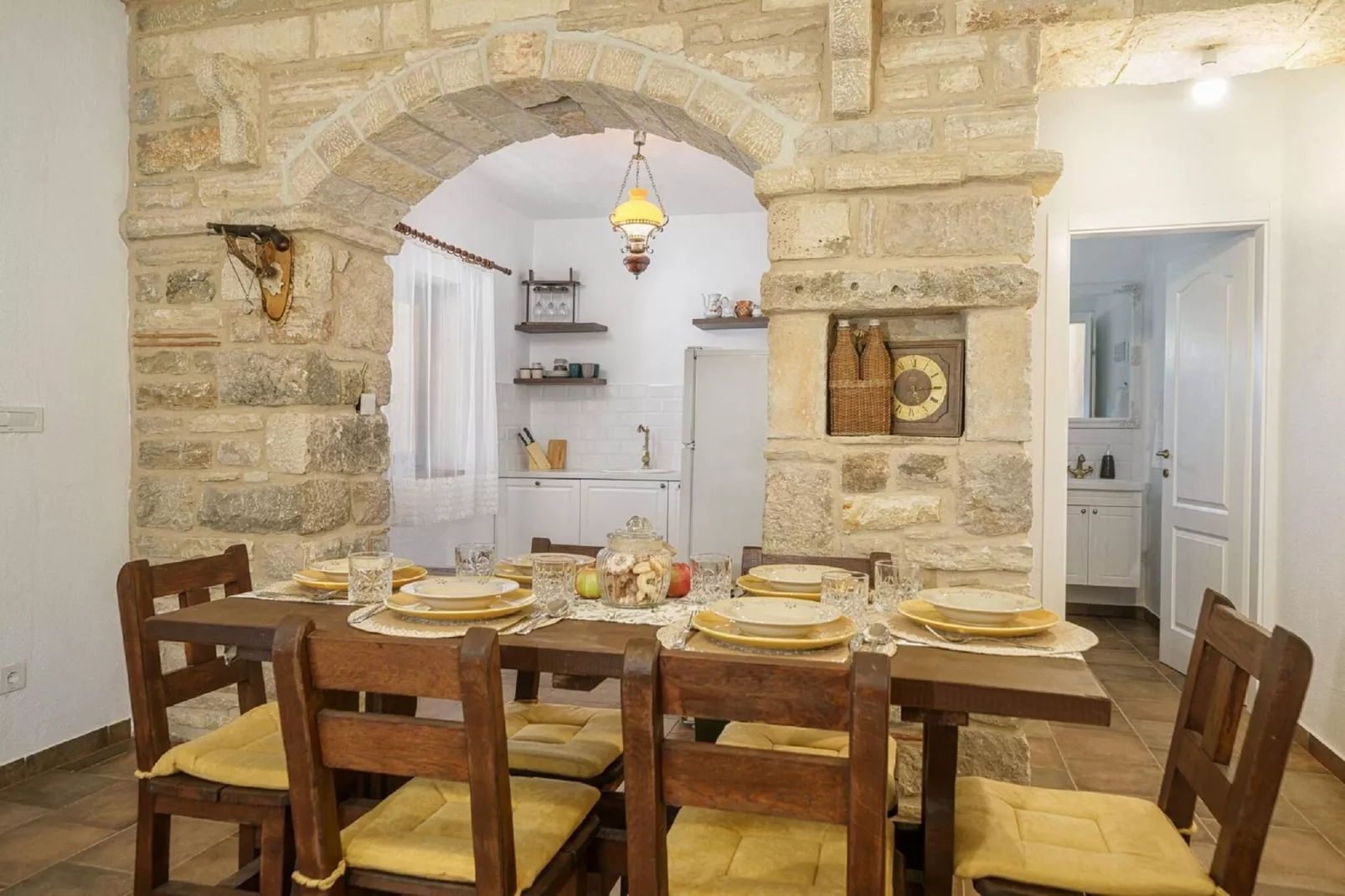 Authentic Villa Malou-Esszimmer