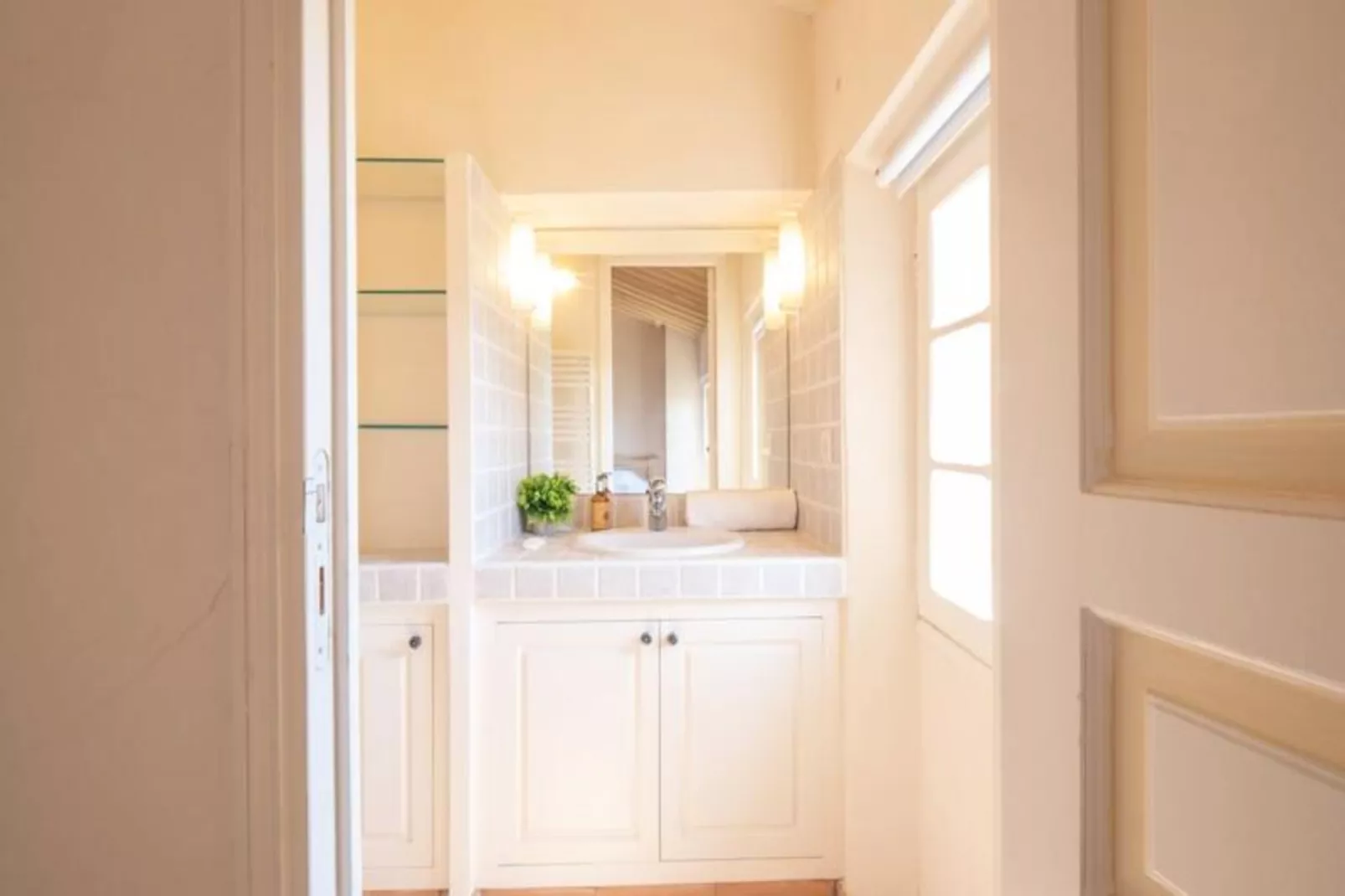 Résidence Bijou De 280m2 Et Piscine à Débordement Au Calme Absolu-Untagged