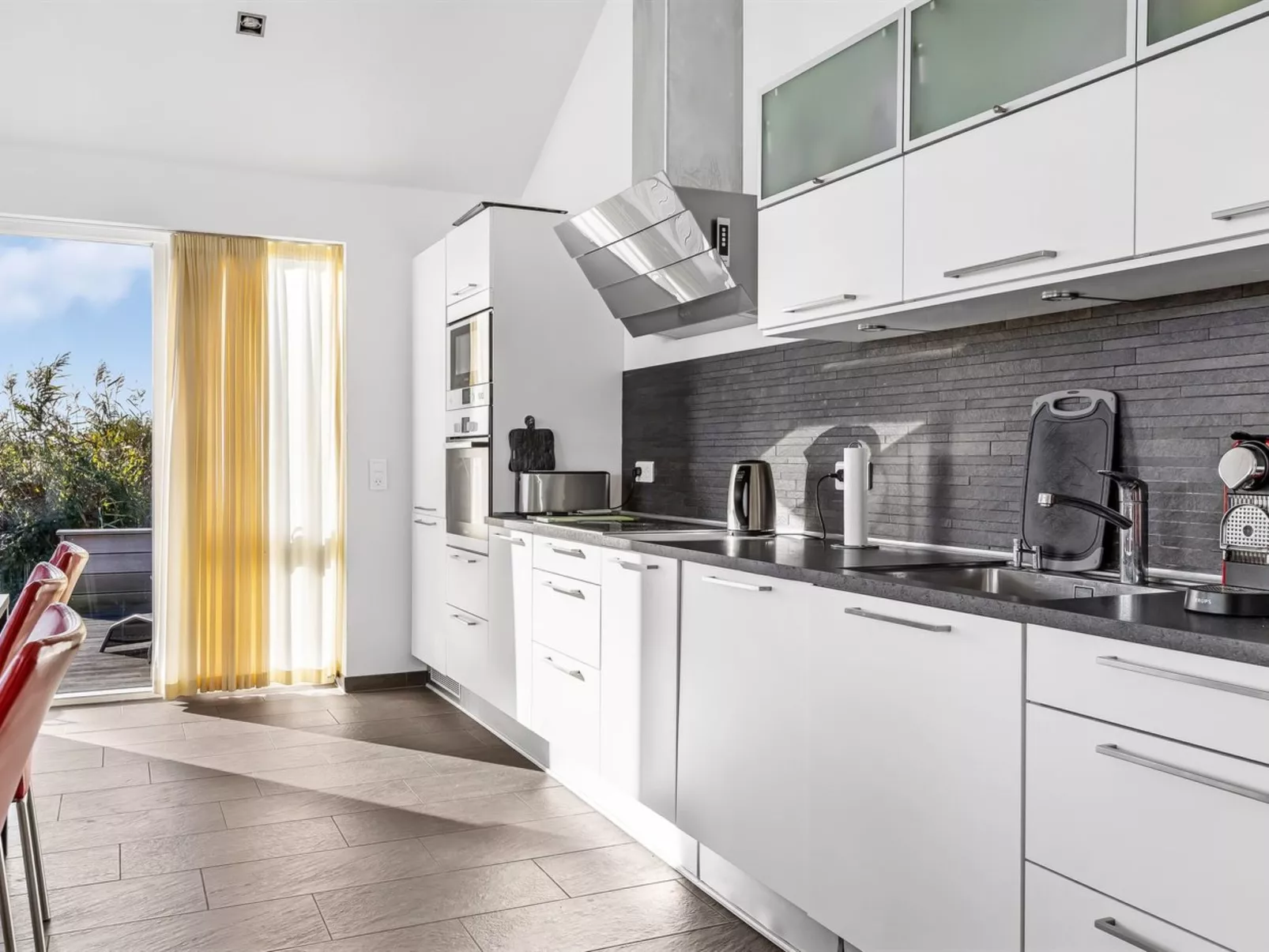 "Rudolf" - 95m from the sea-Dedans