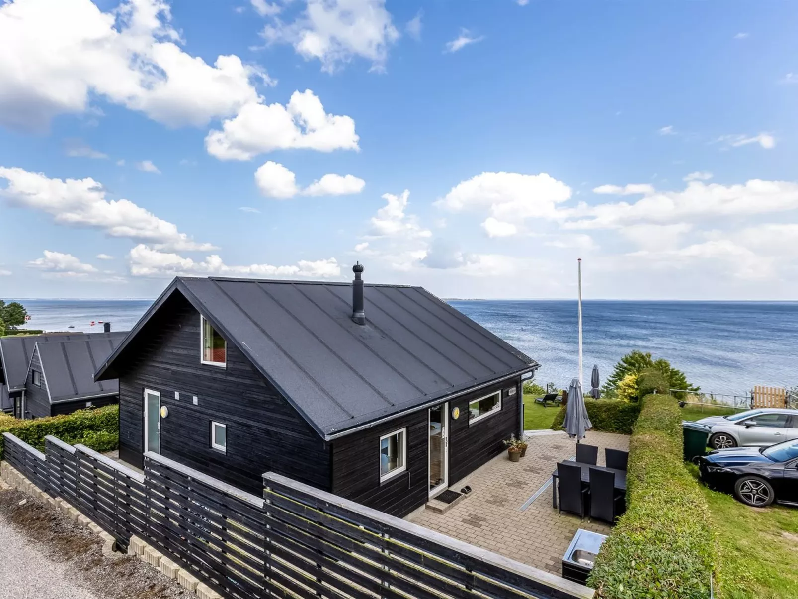 "Majbritt" - 50m from the sea-Draußen