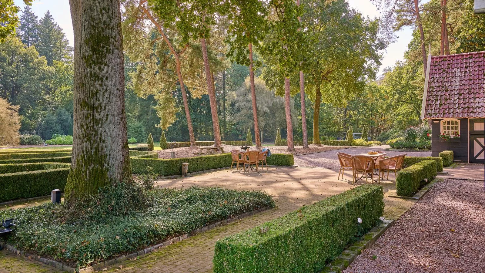 Erve Het Klaashuis-Terrace balcony