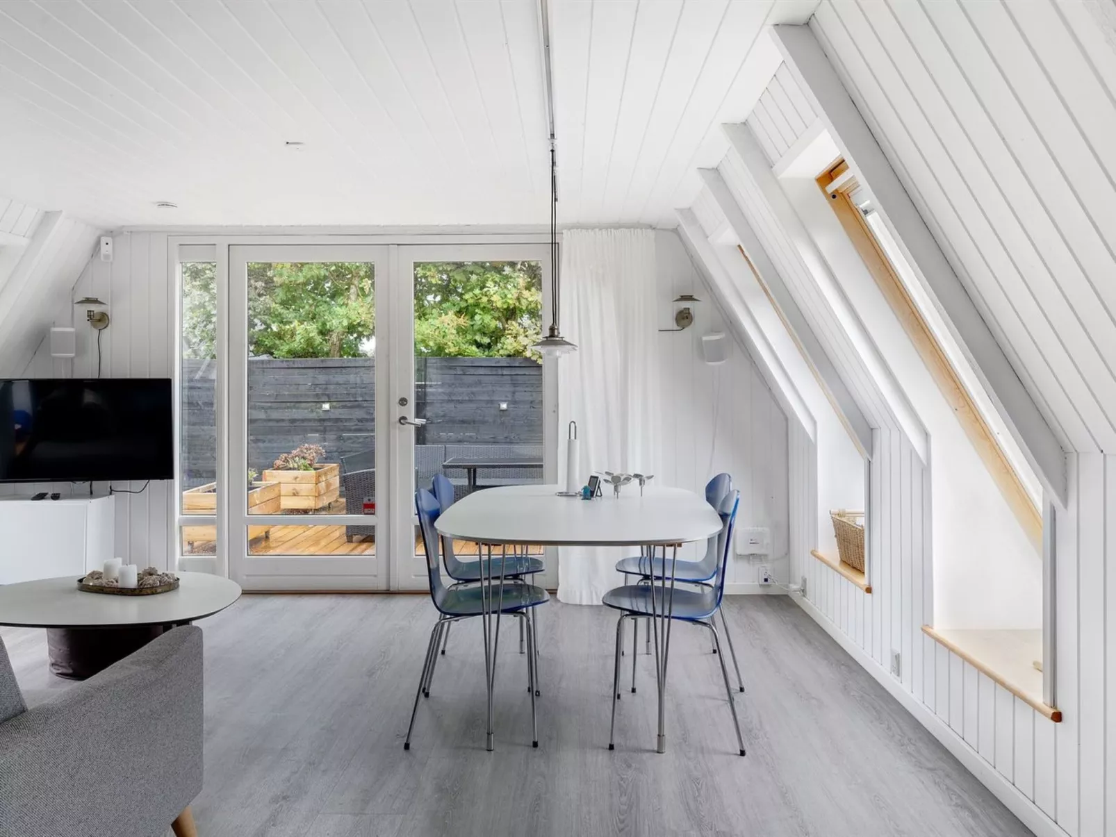 "Hunding" - 600m from the sea-Dedans