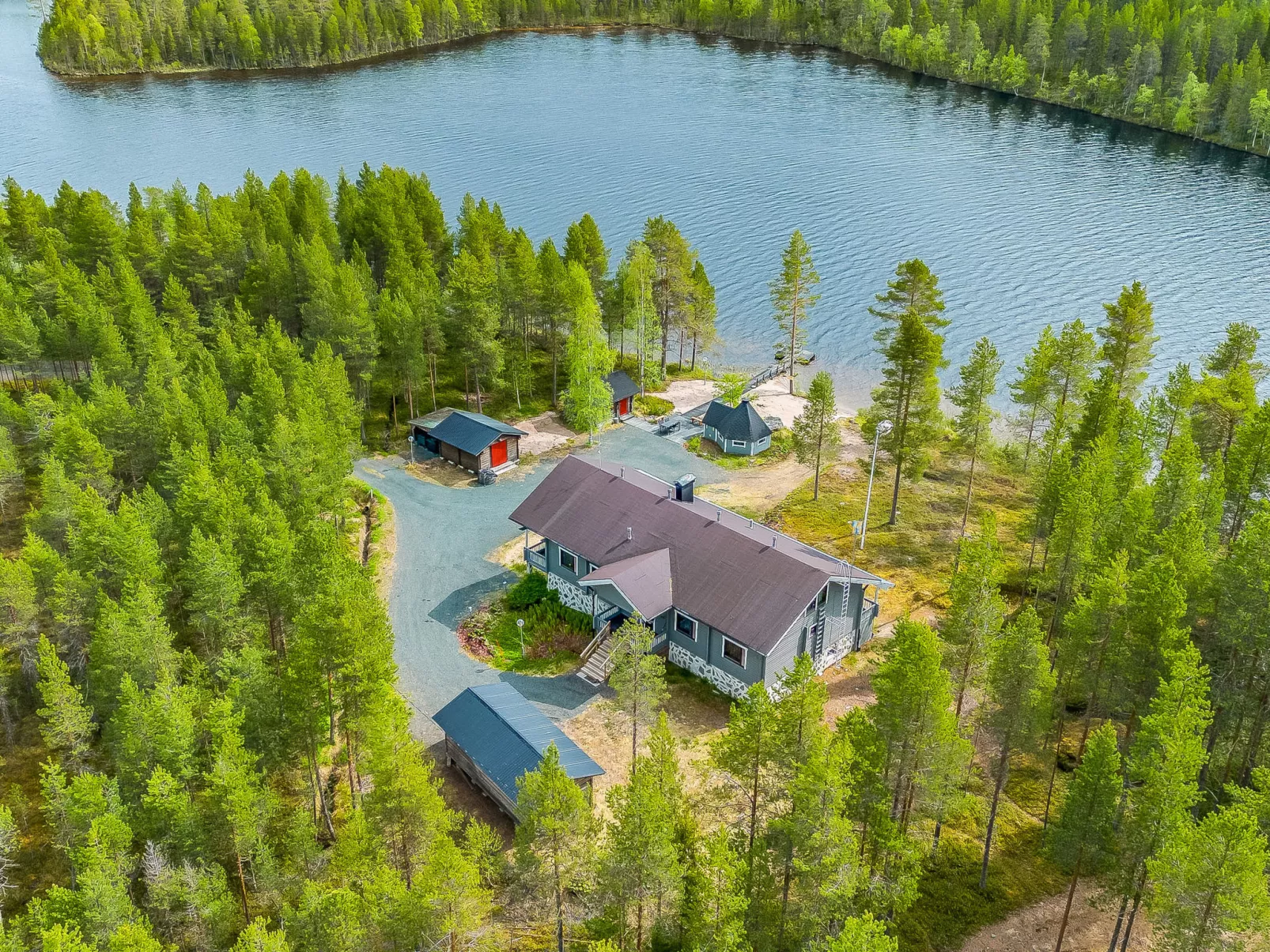 Villa kilkilö-Drinnen