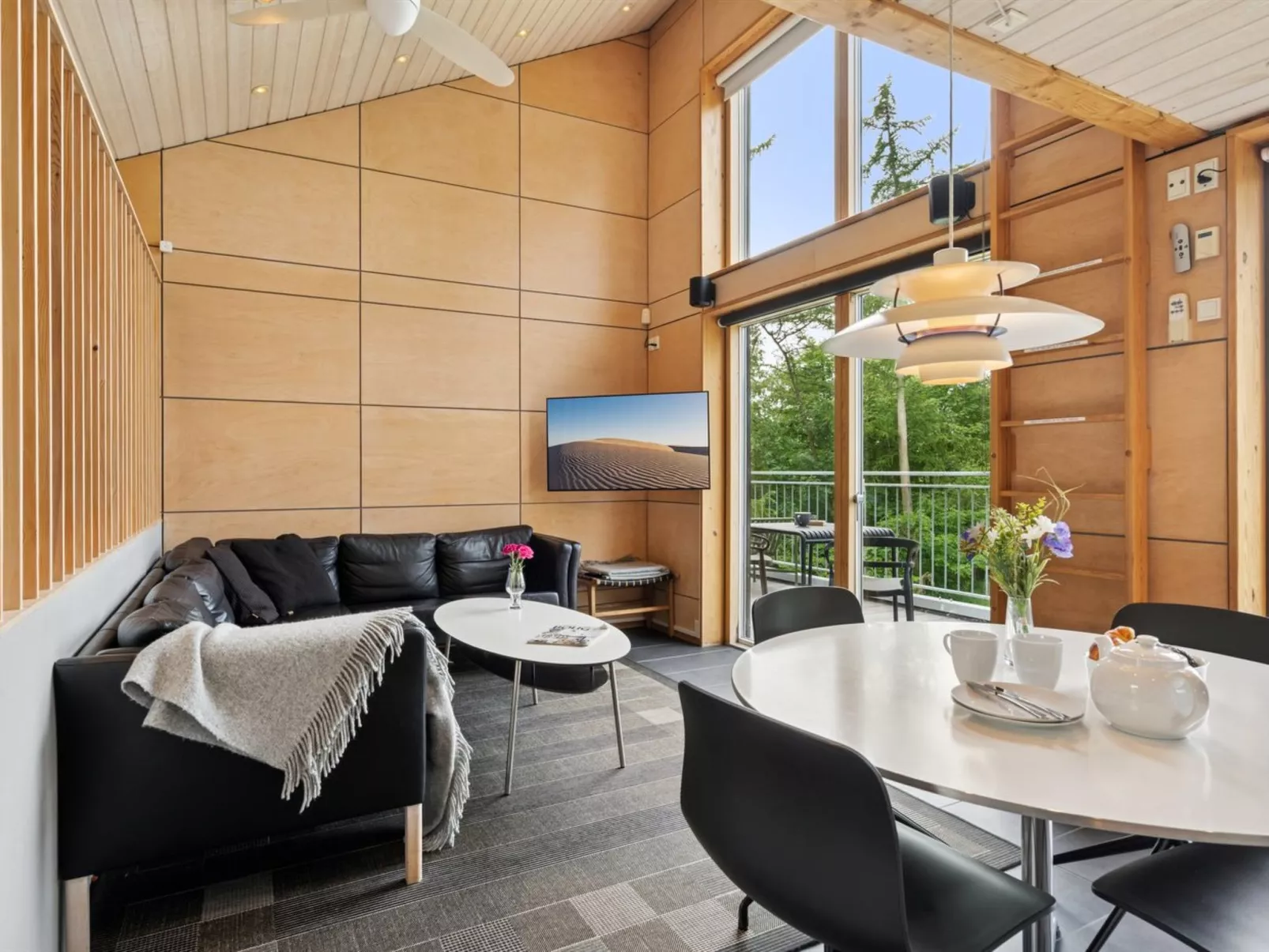 "Harka" - 100m to the fjord-Dedans