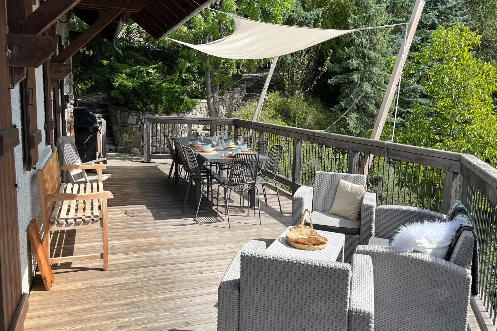 Villa Les Chemins Croisés-Terrace balcony