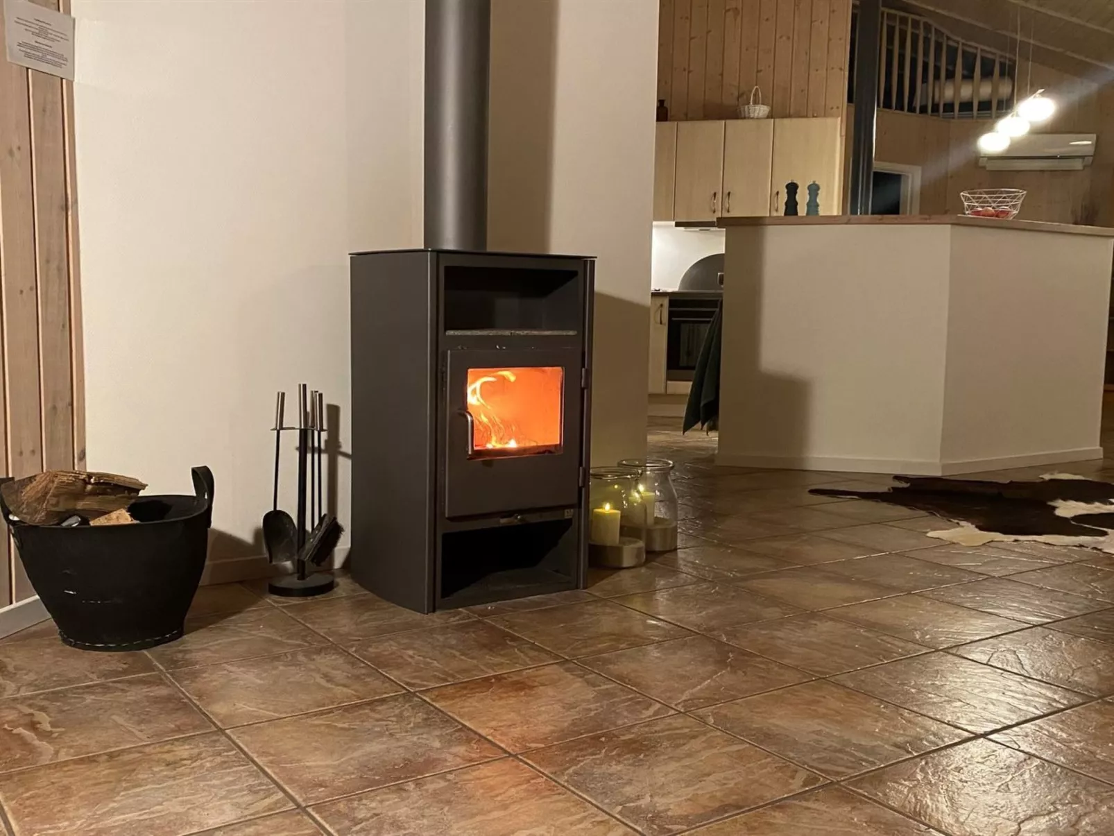 "Orpah" - 2.5km from the sea-Drinnen