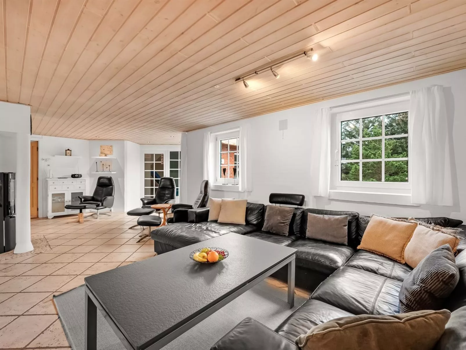 "Seppo" - 900m from the sea-Drinnen