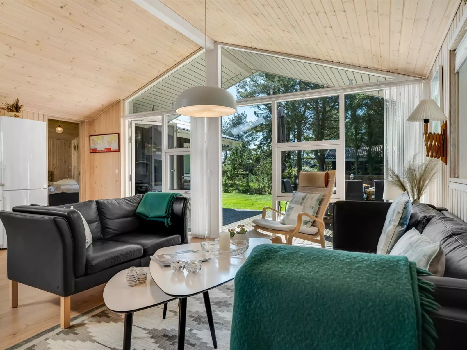 "Delco" - 200m from the sea-Inside