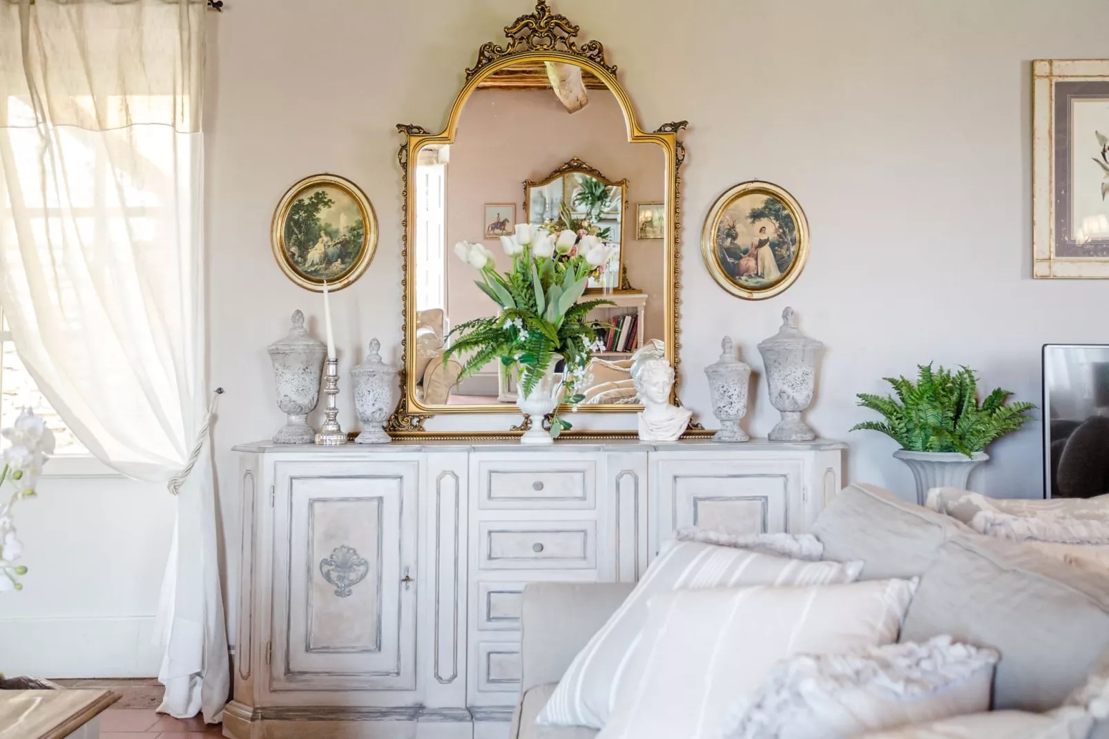 Villa Il Palagio-Living room