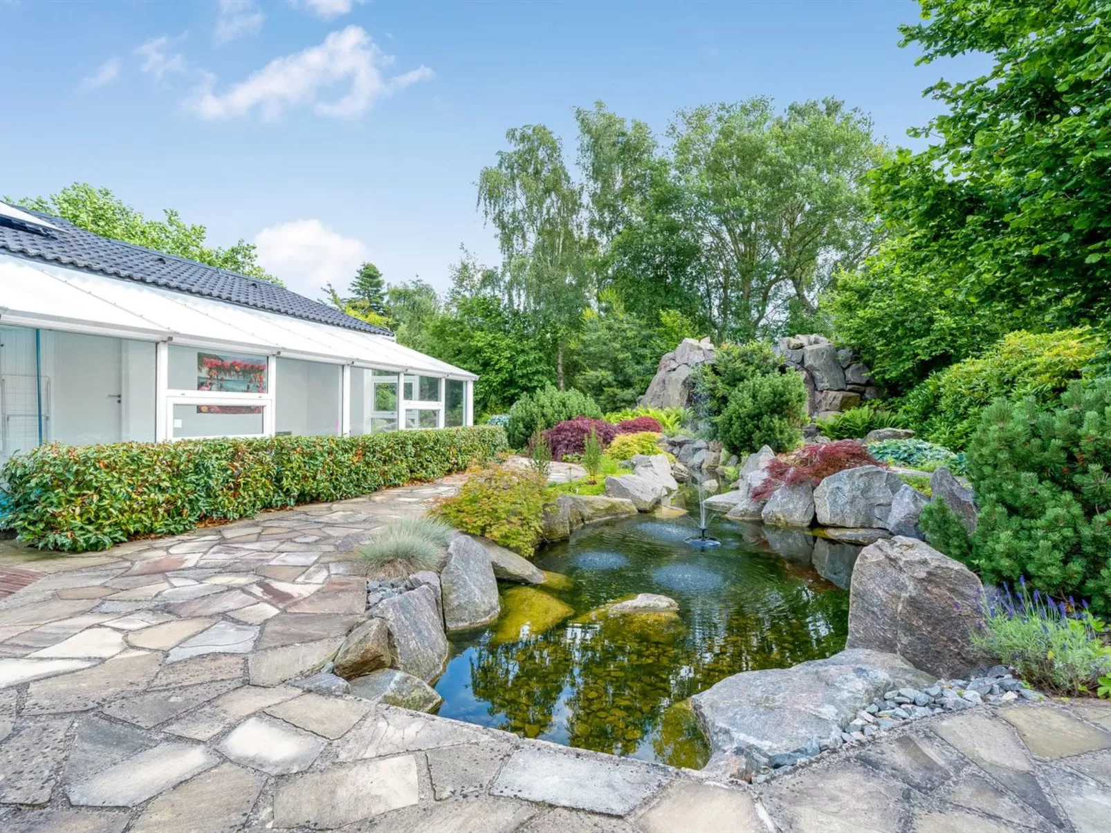 "Ellie" - 700m from the sea-Outside