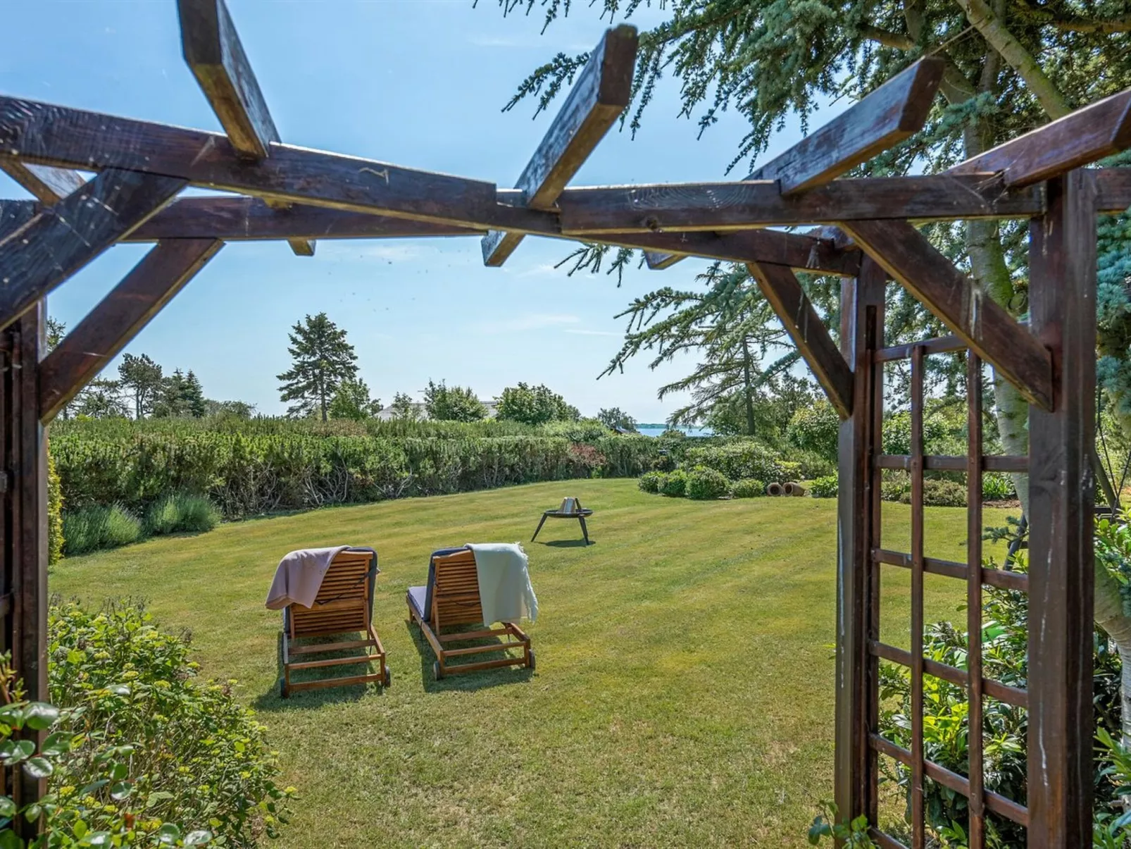 "Bisera" - 150m from the sea-Outside