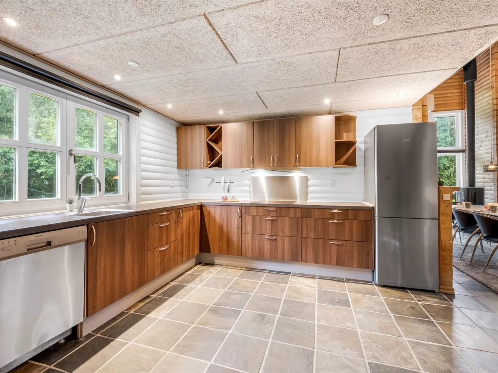 "Yvonna" - 350m to the fjord-Dedans