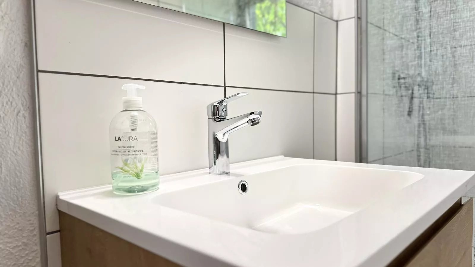 Boogie House-Bathroom