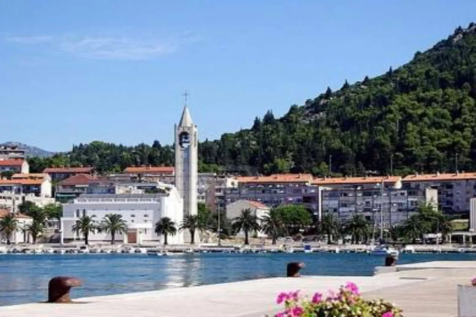 Two-Bedroom Apartment With Lake View-Aussicht