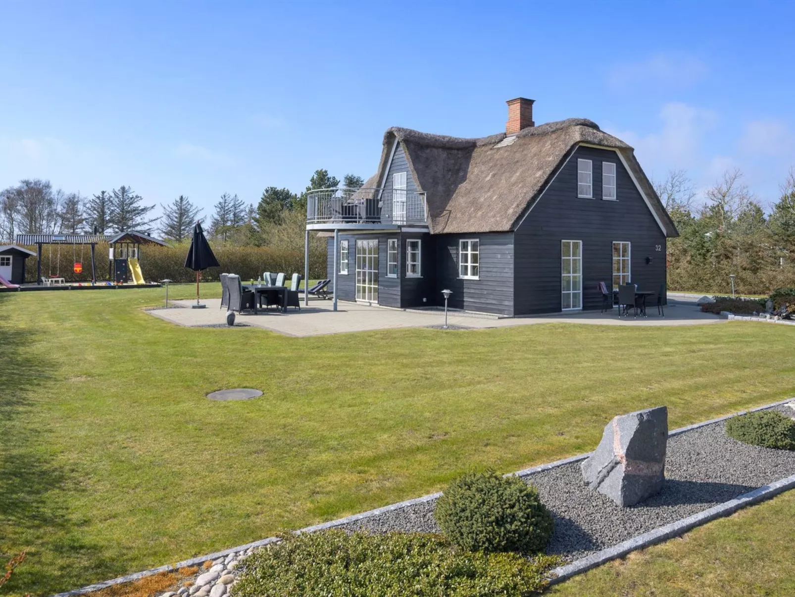 "Benita" - 400m to the fjord-Dehors