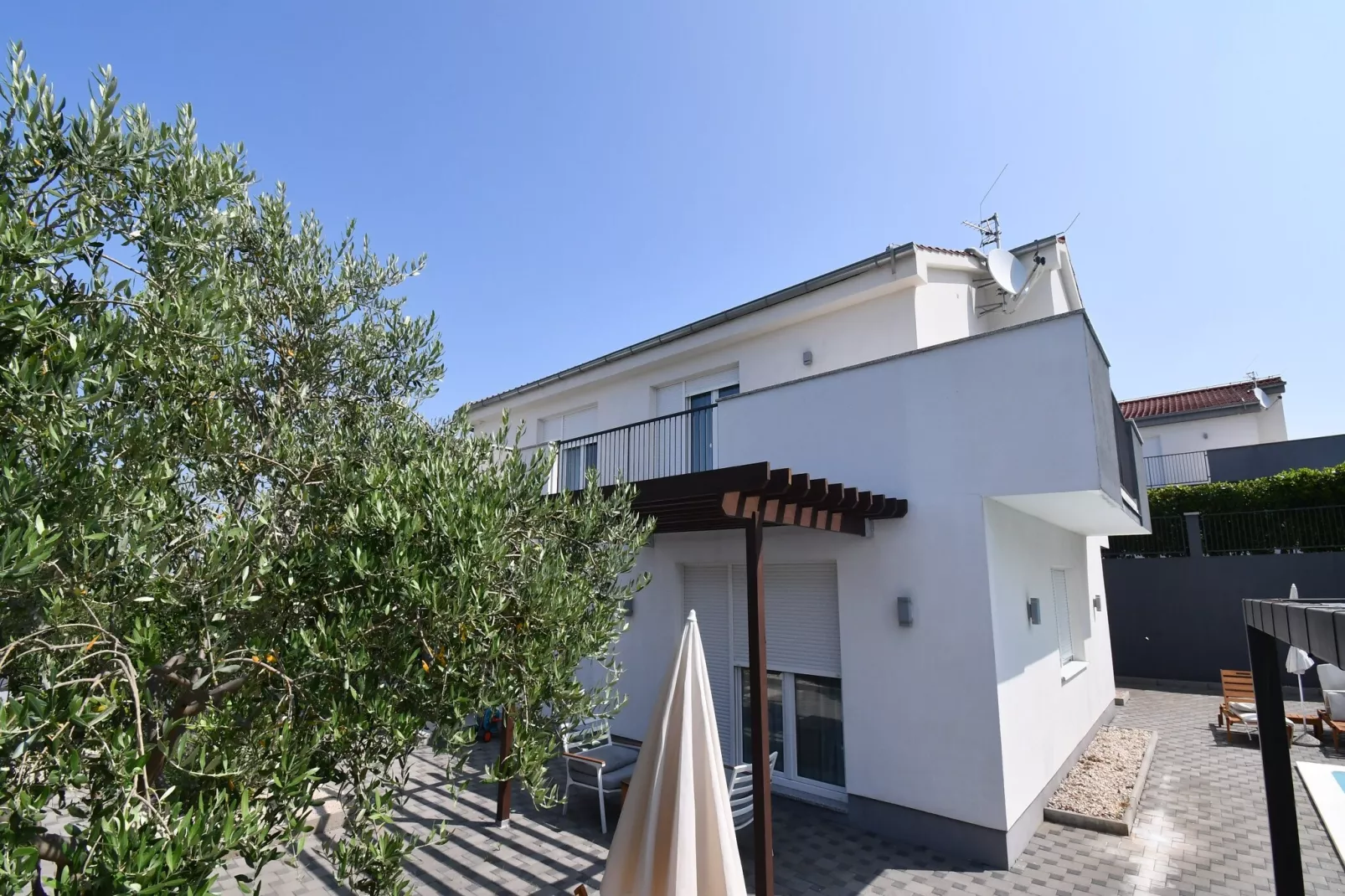 Luxury Escape with Swimming Pool & Modern Design -  Classic Four Bedroom Villa with Sea View and Private Pool ( Villa 3)-Extérieur