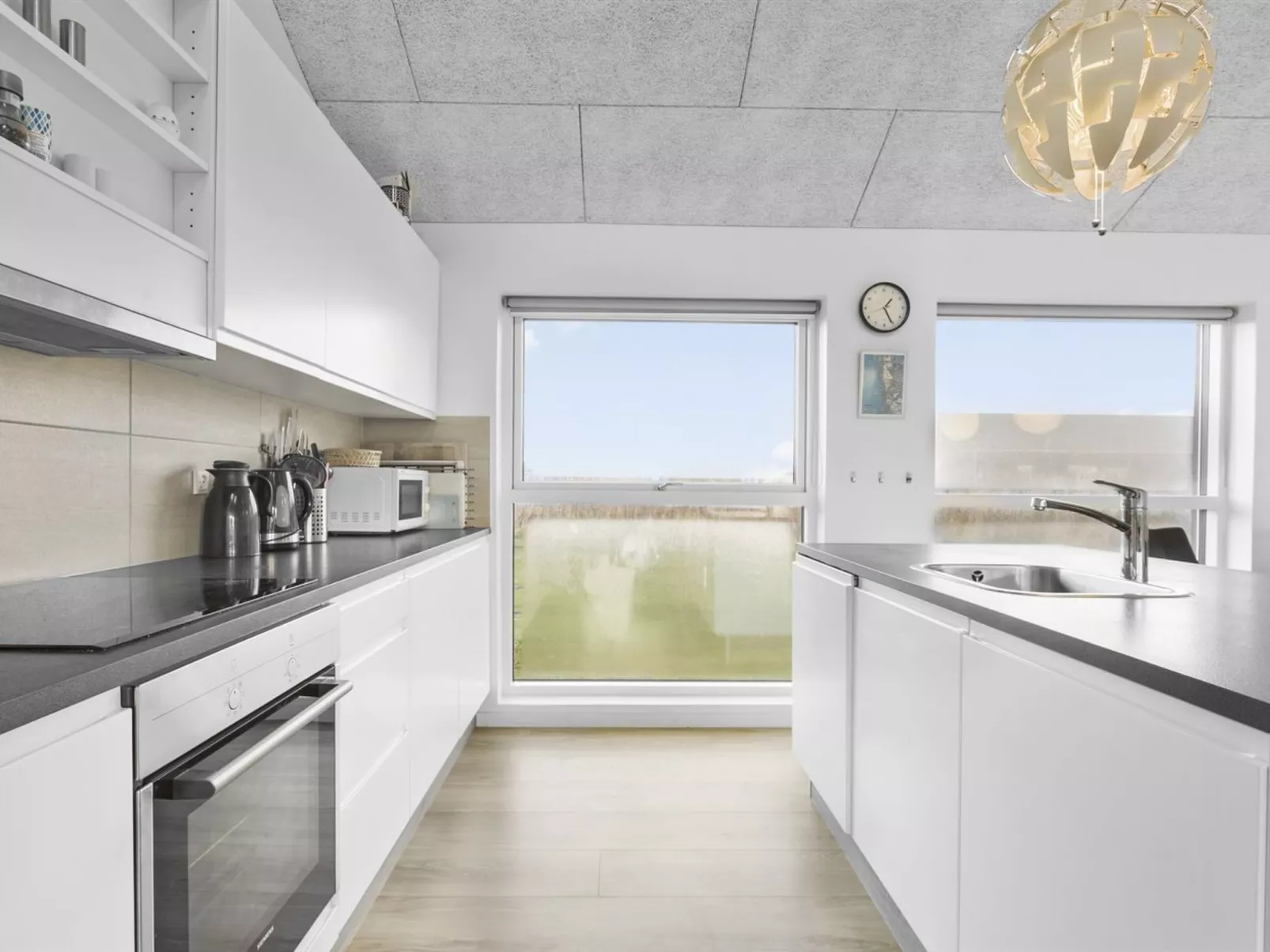 "Kirsi" - 1.6km from the sea-Dedans