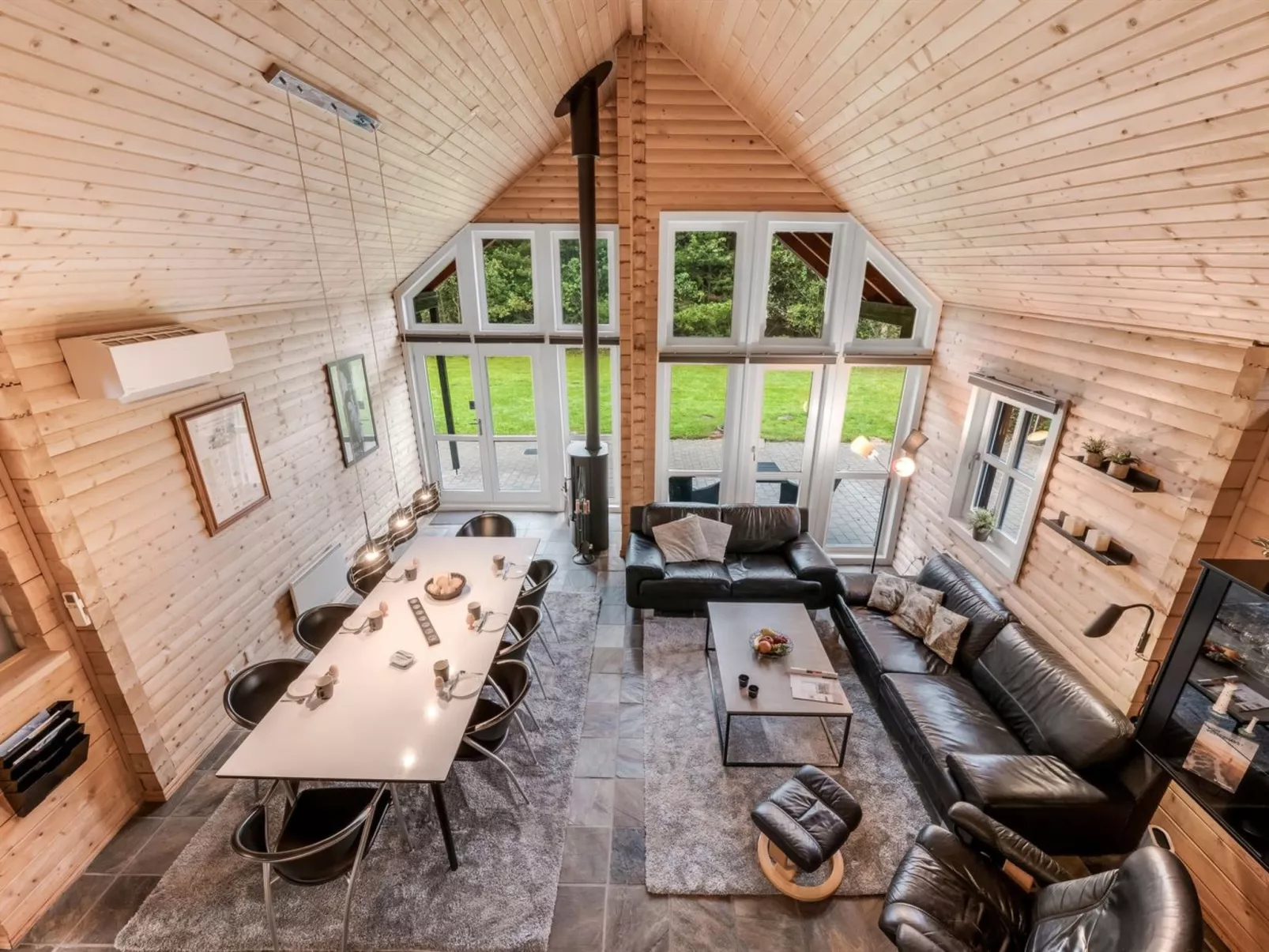 "Yvonna" - 350m to the fjord-Dedans