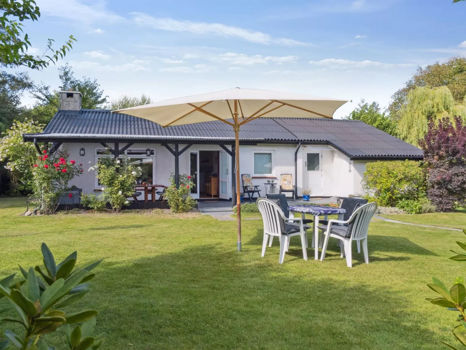 "Merit" - 800m from the sea-Draußen