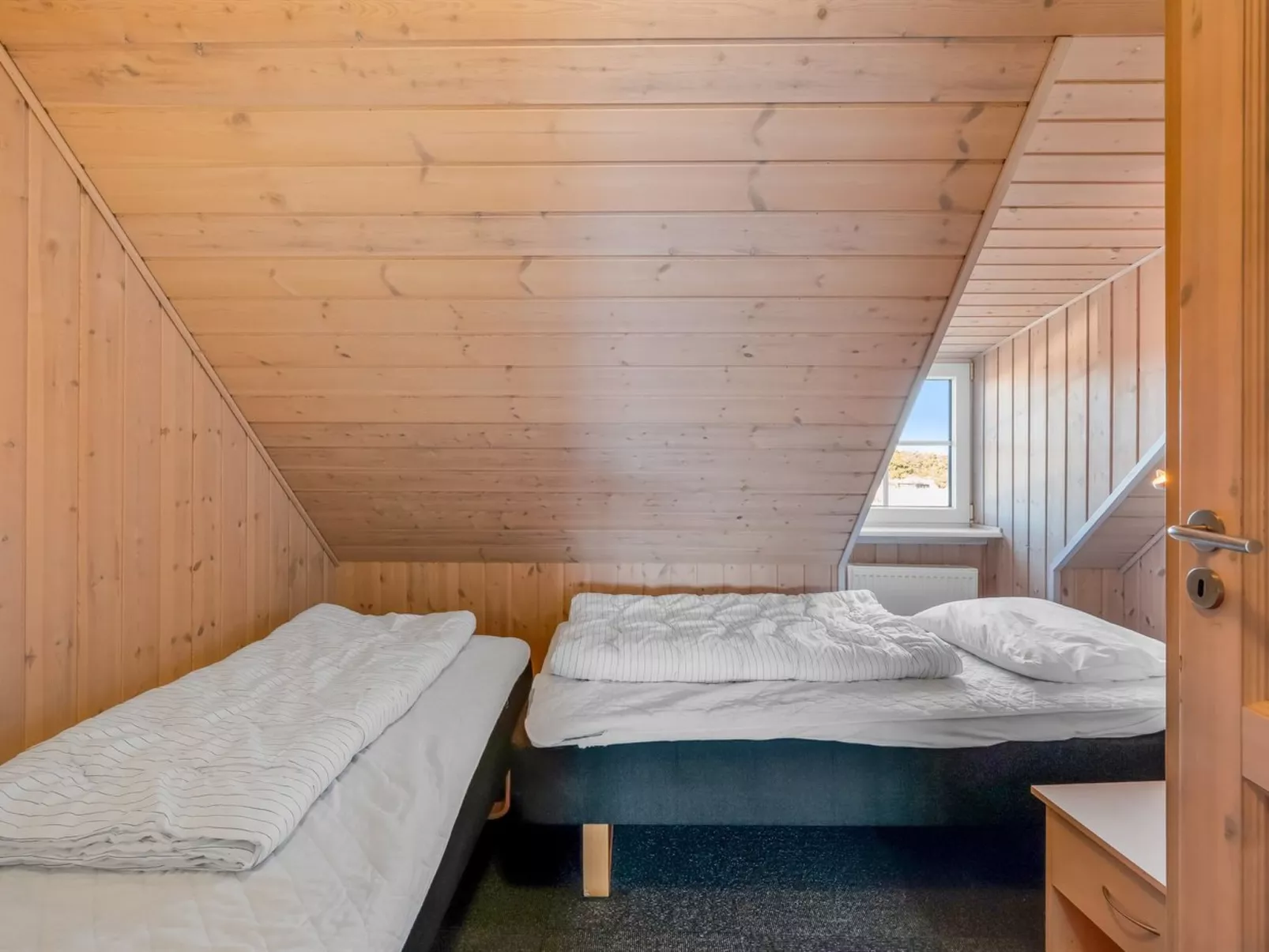 "Gytha" - 75m from the sea-Drinnen