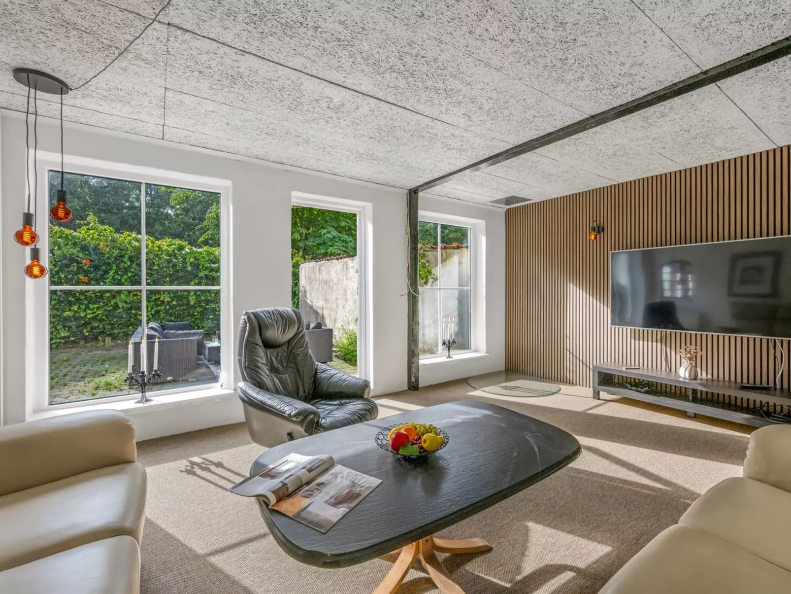 "Ødmar" - 4km to the fjord-Inside