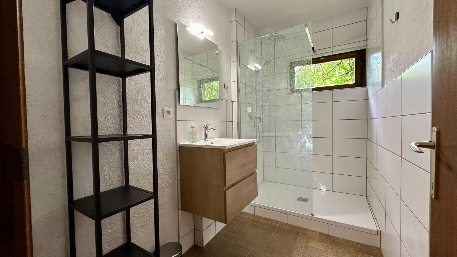 Boogie House-Bathroom