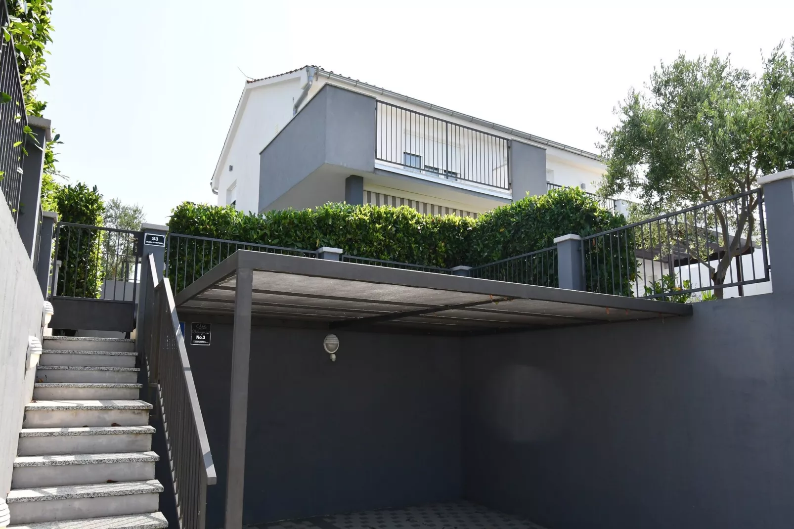 Luxury Escape with Swimming Pool & Modern Design -  Classic Four Bedroom Villa with Sea View and Private Pool ( Villa 3)-Extérieur