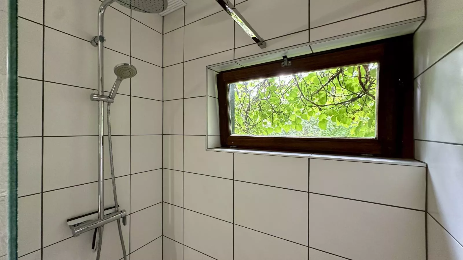 Boogie House-Bathroom