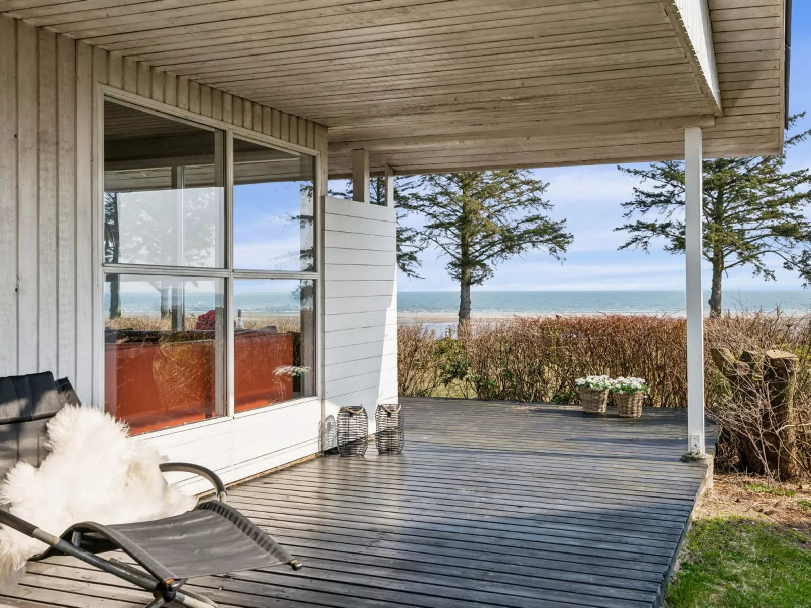 "Wrage" -  from the sea-Outside