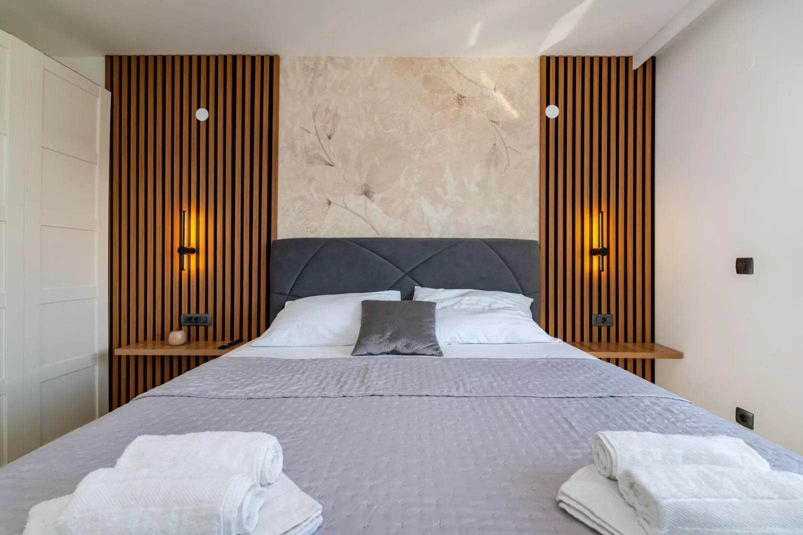 Sea view apartment LaMag-Chambre