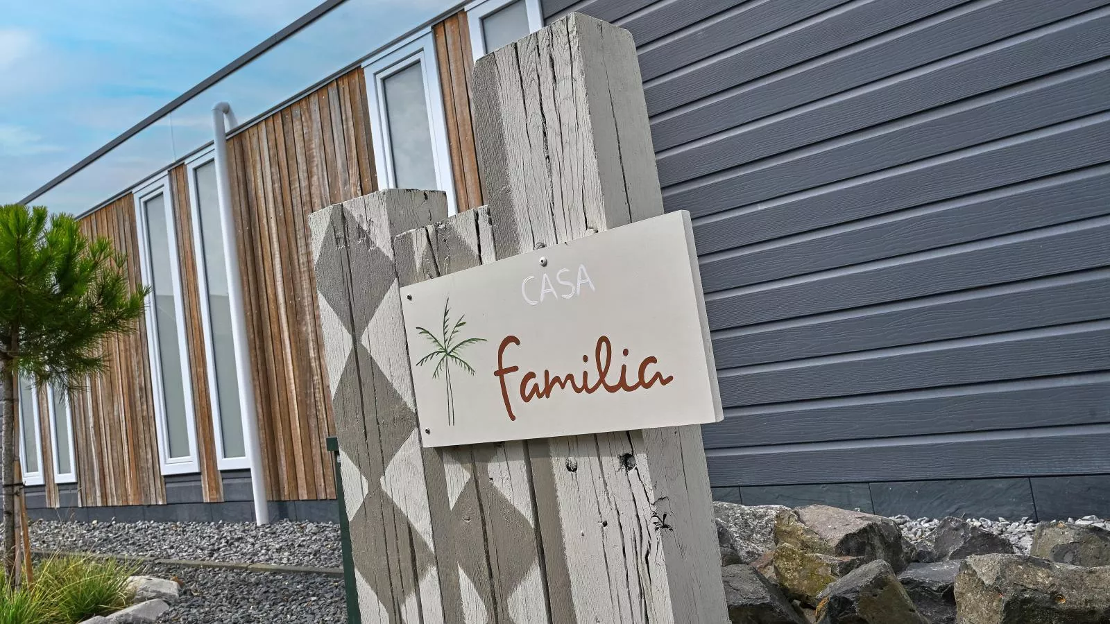 Casa Familia-Exterior in summer