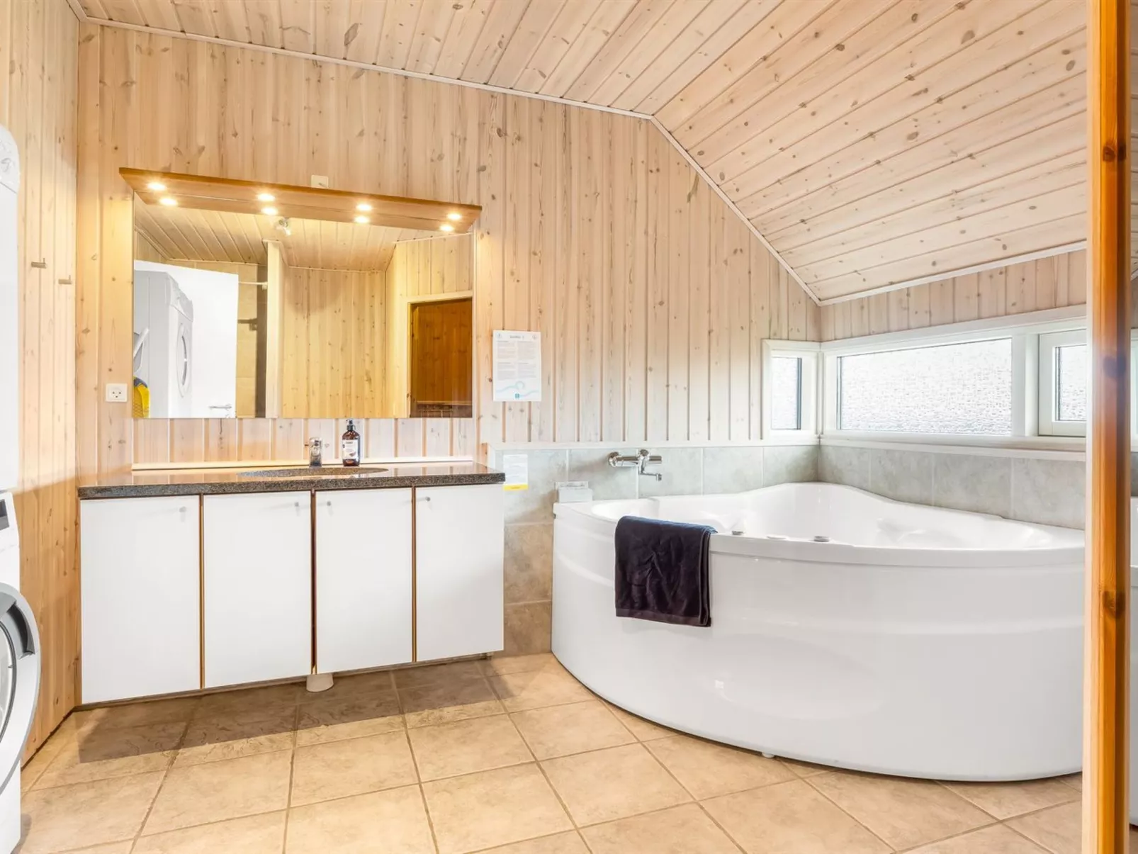 "Tilje" - 80m from the sea-Inside