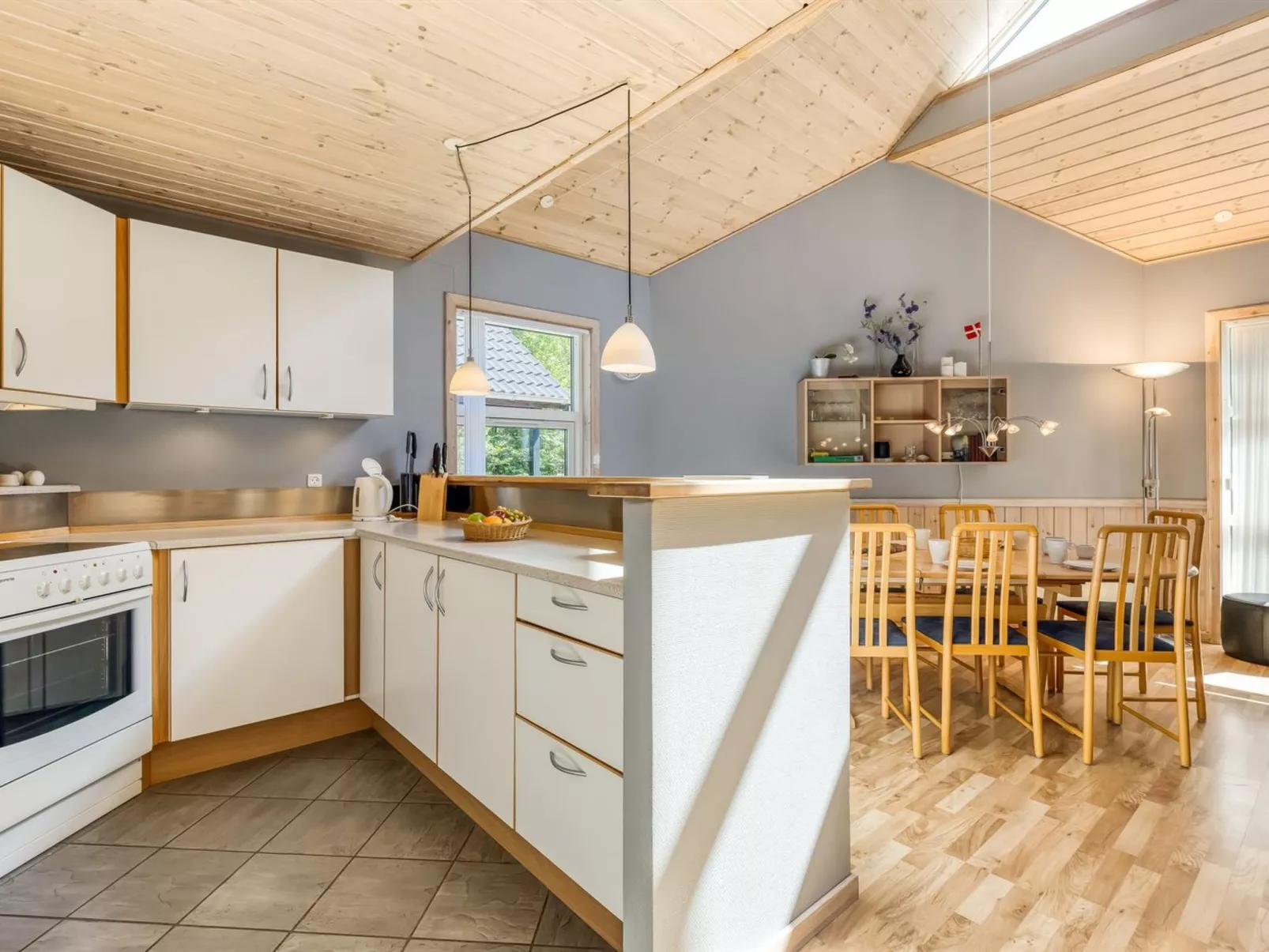 "Hristijan" - 4.8km from the sea-Inside