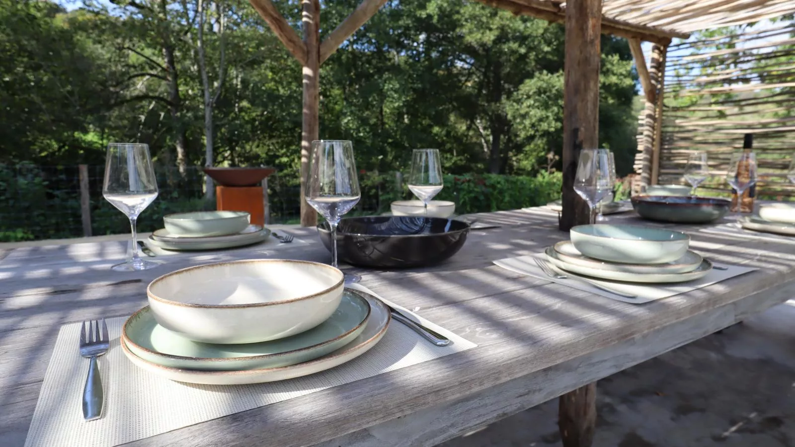 Le Moulin de Lachalade-Terrasse/Balkon