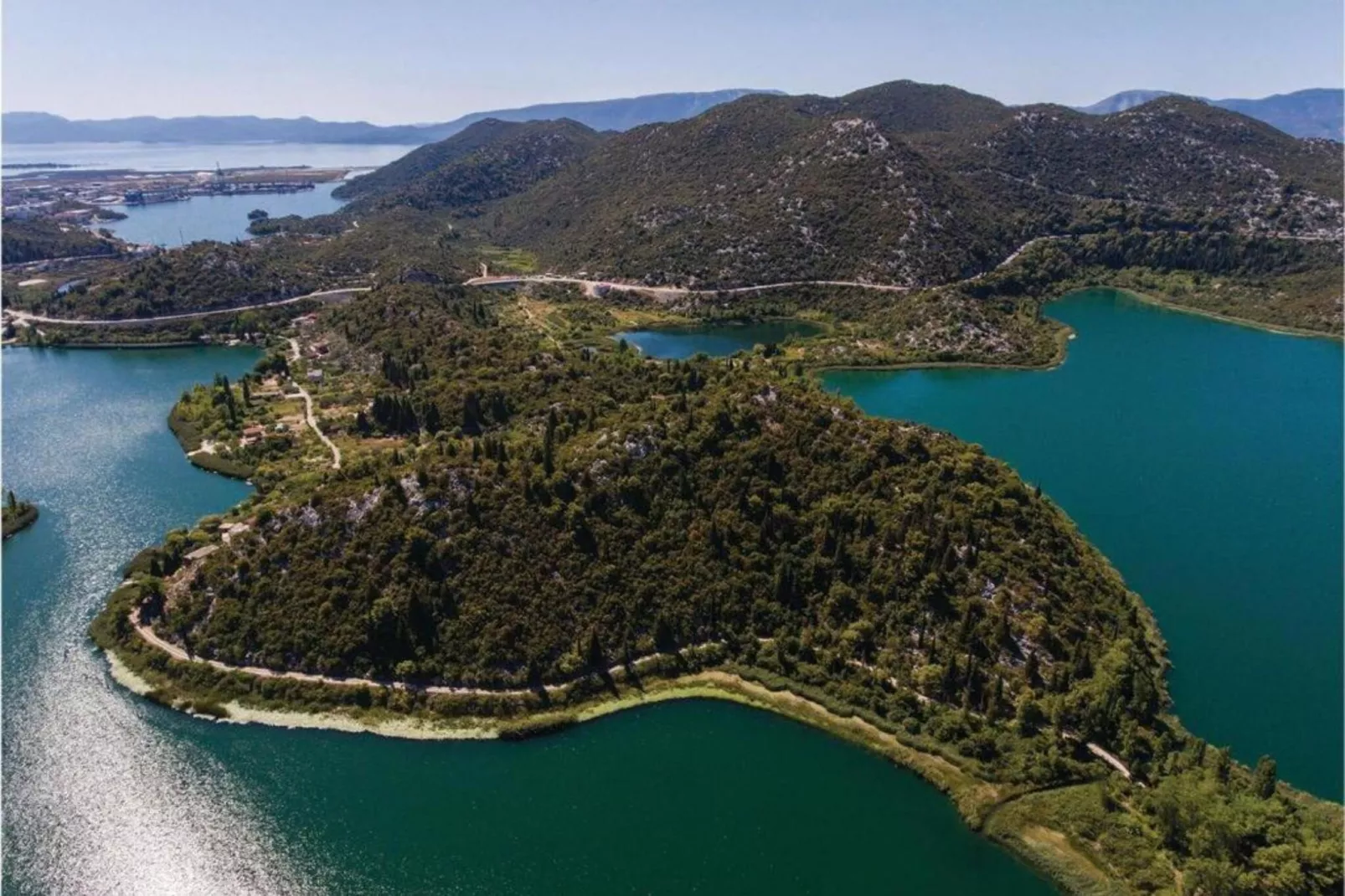 Two-Bedroom Apartment With Lake View-Aussicht