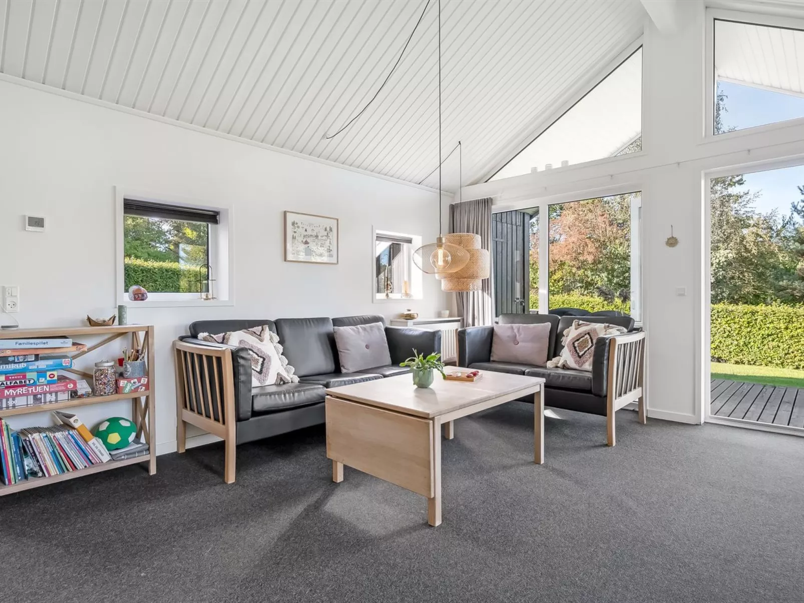 "Kukka" - 600m from the sea-Drinnen