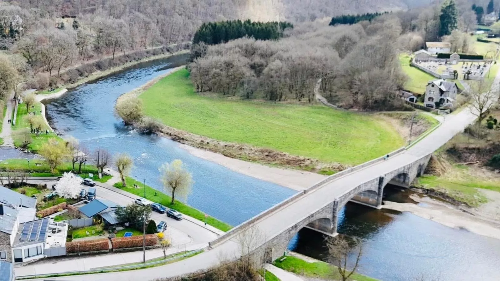 Agathe-Areas within 1km in summer