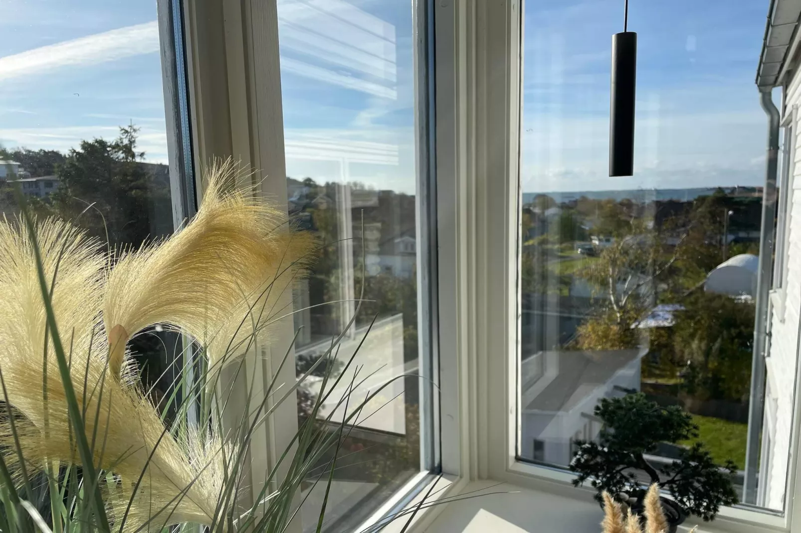 Strandhaus in Sandvik mit Pool-Innenbereich