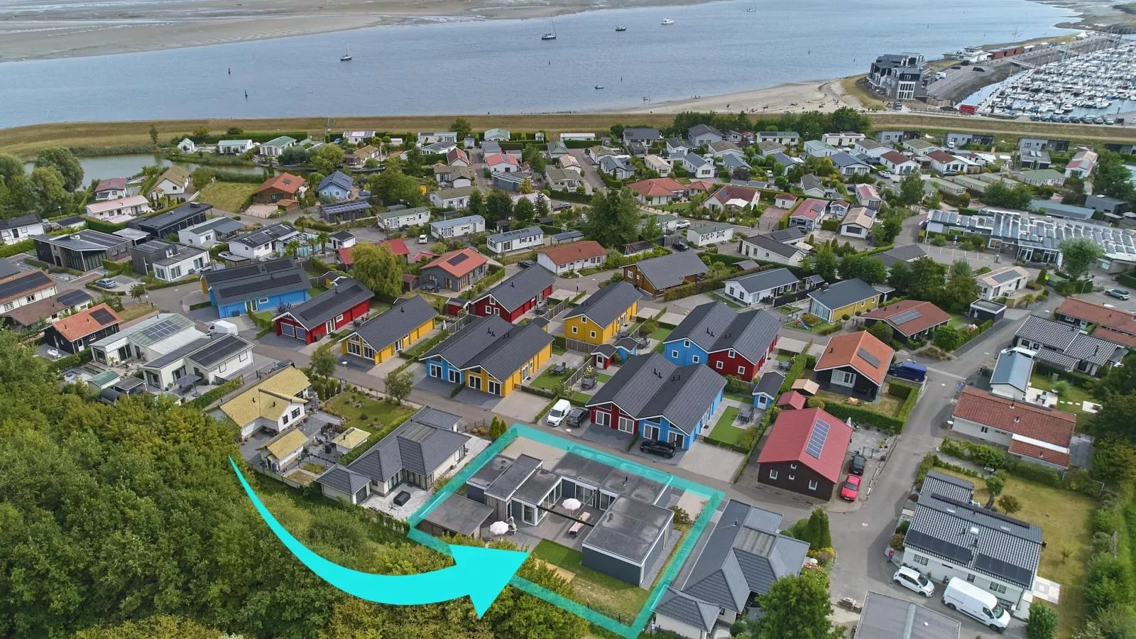 Casa Familia-View in summer