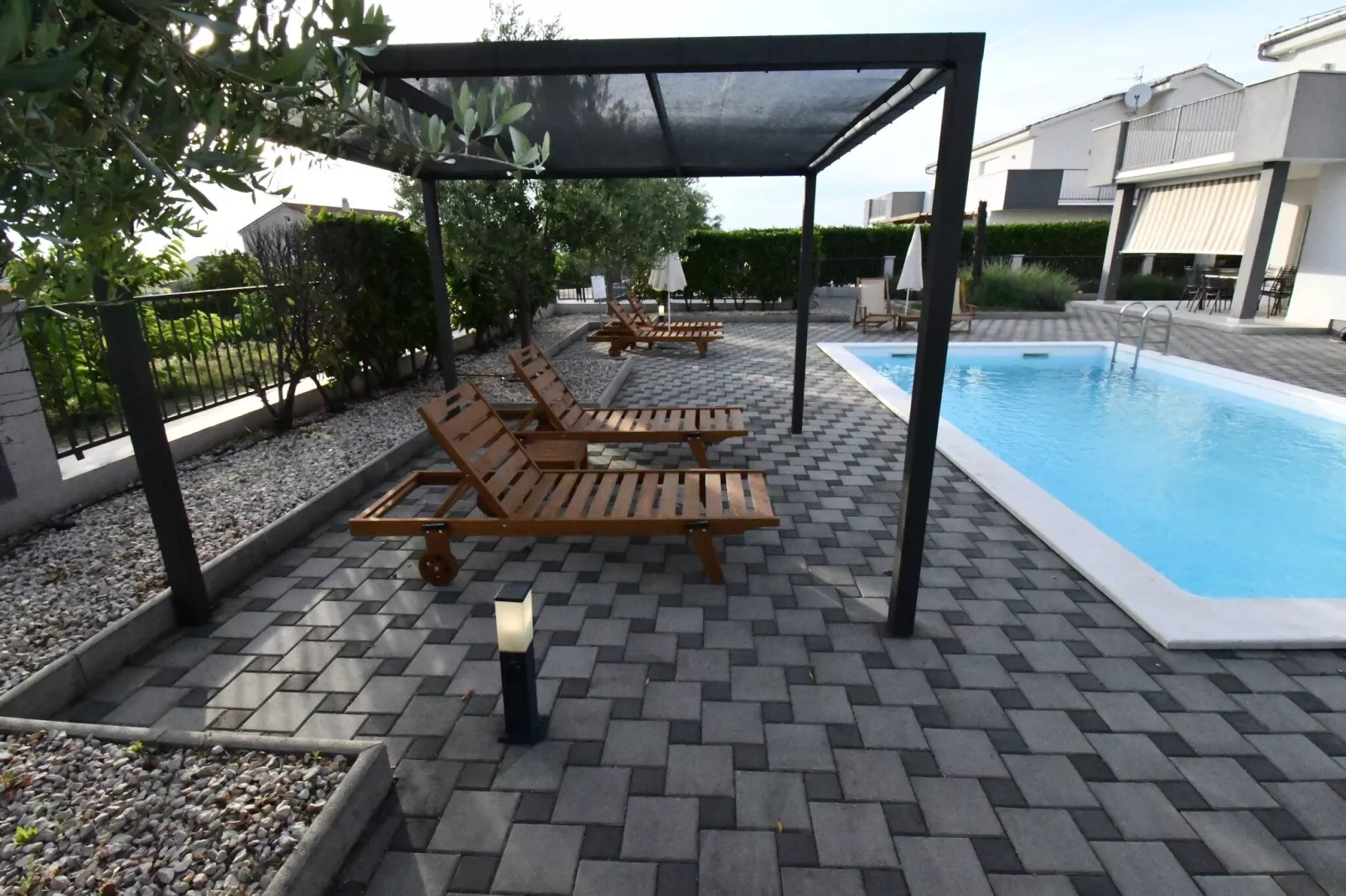 Luxury Escape with Swimming Pool & Modern Design - Superior Four Bedroom Villa with Private Pool ( Villa 2)-Schwimmbad