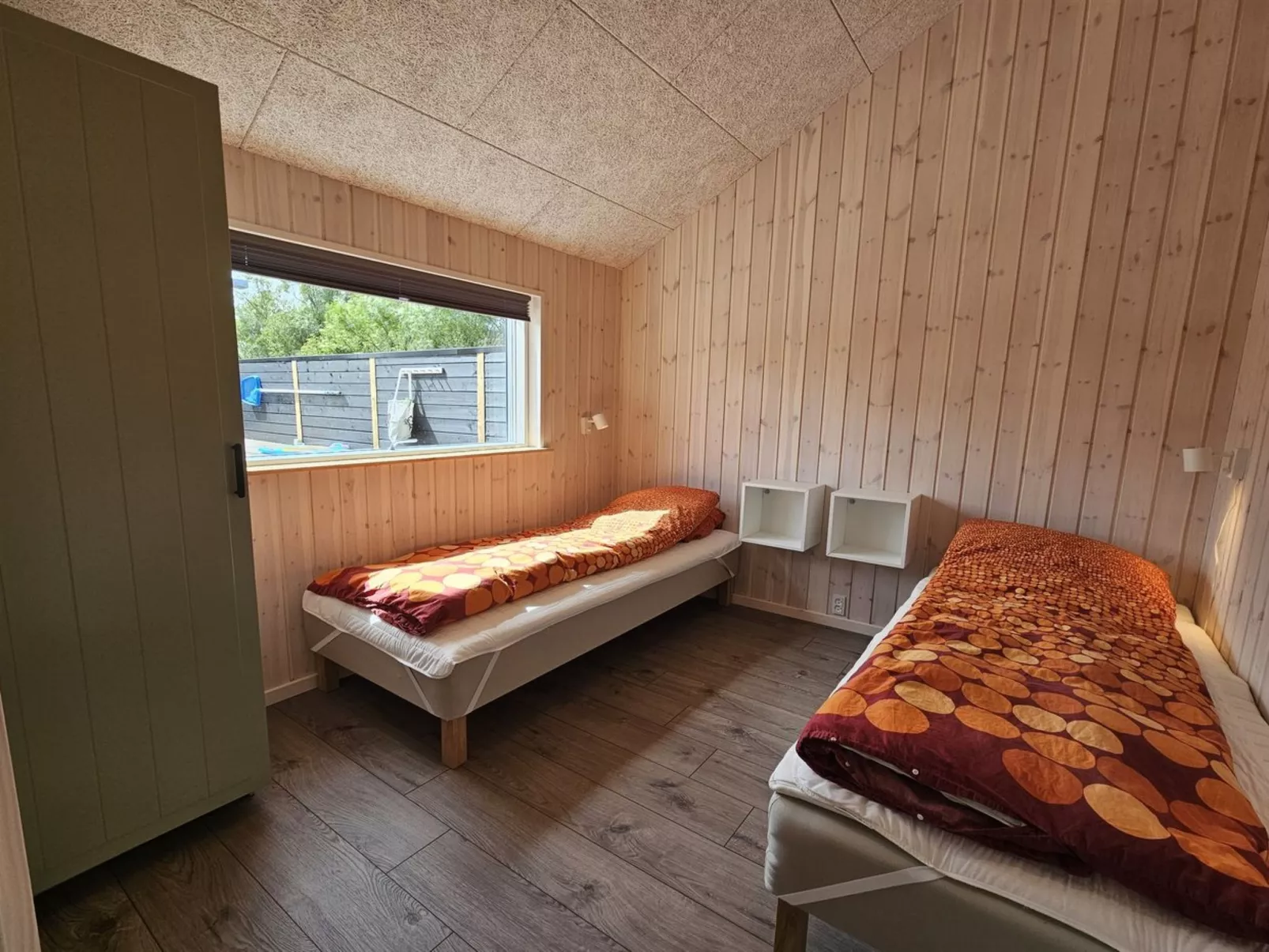 "Grep" - 800m from the sea-Drinnen