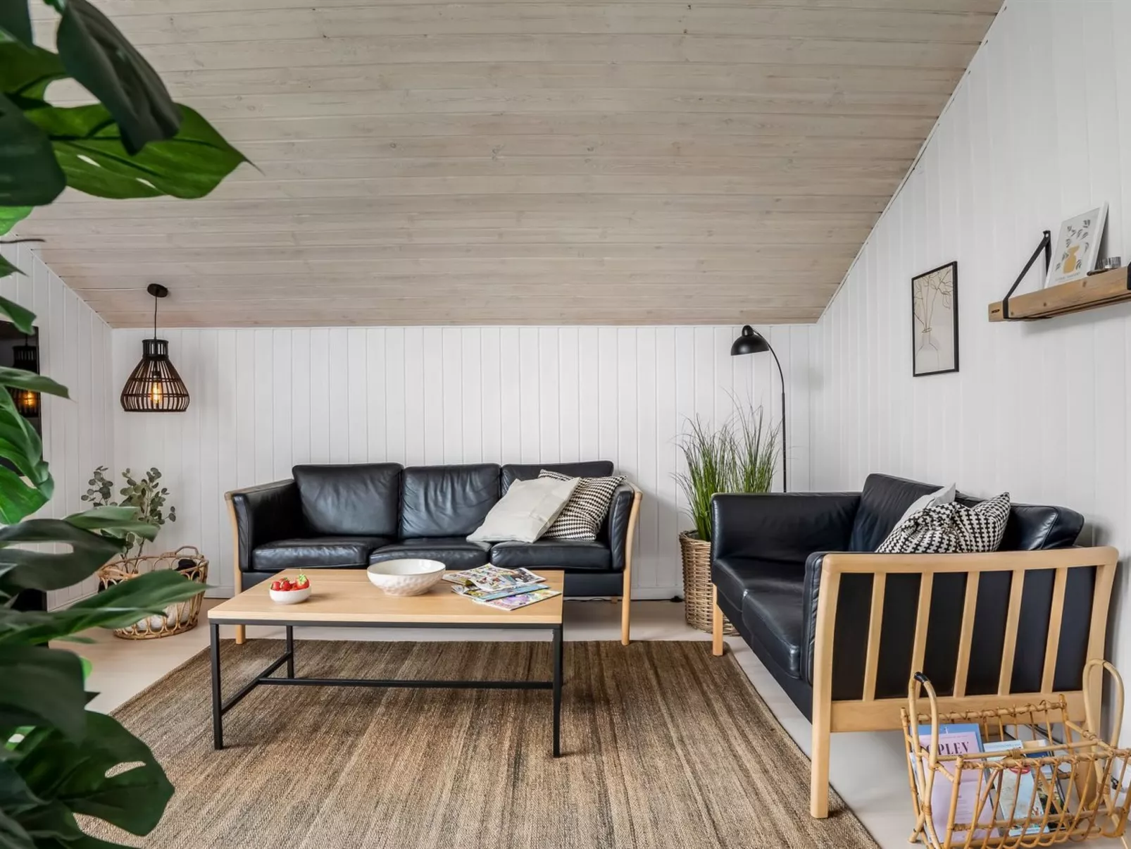 "Apelone" - 800m from the sea-Inside